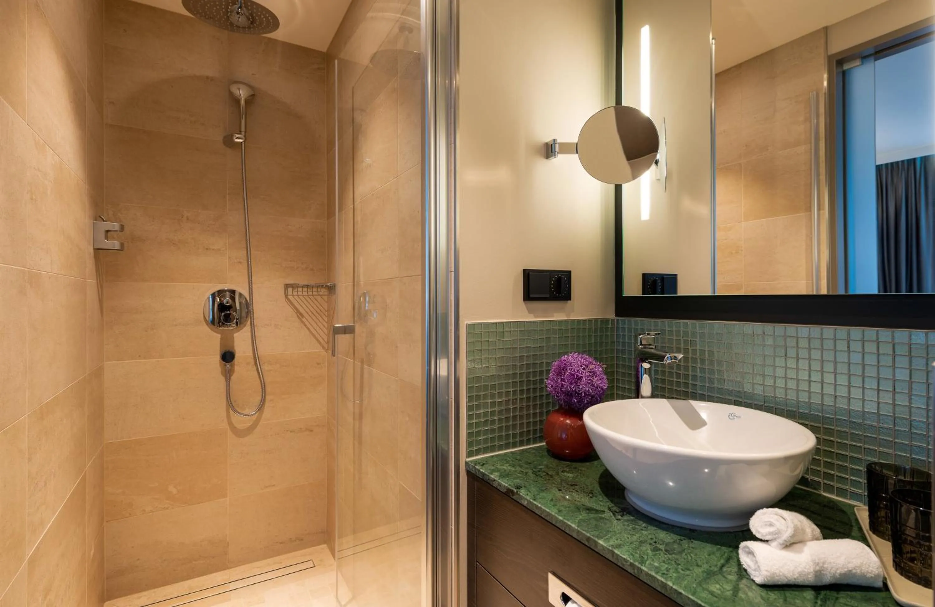 Bathroom in Leonardo Royal Hotel Nürnberg