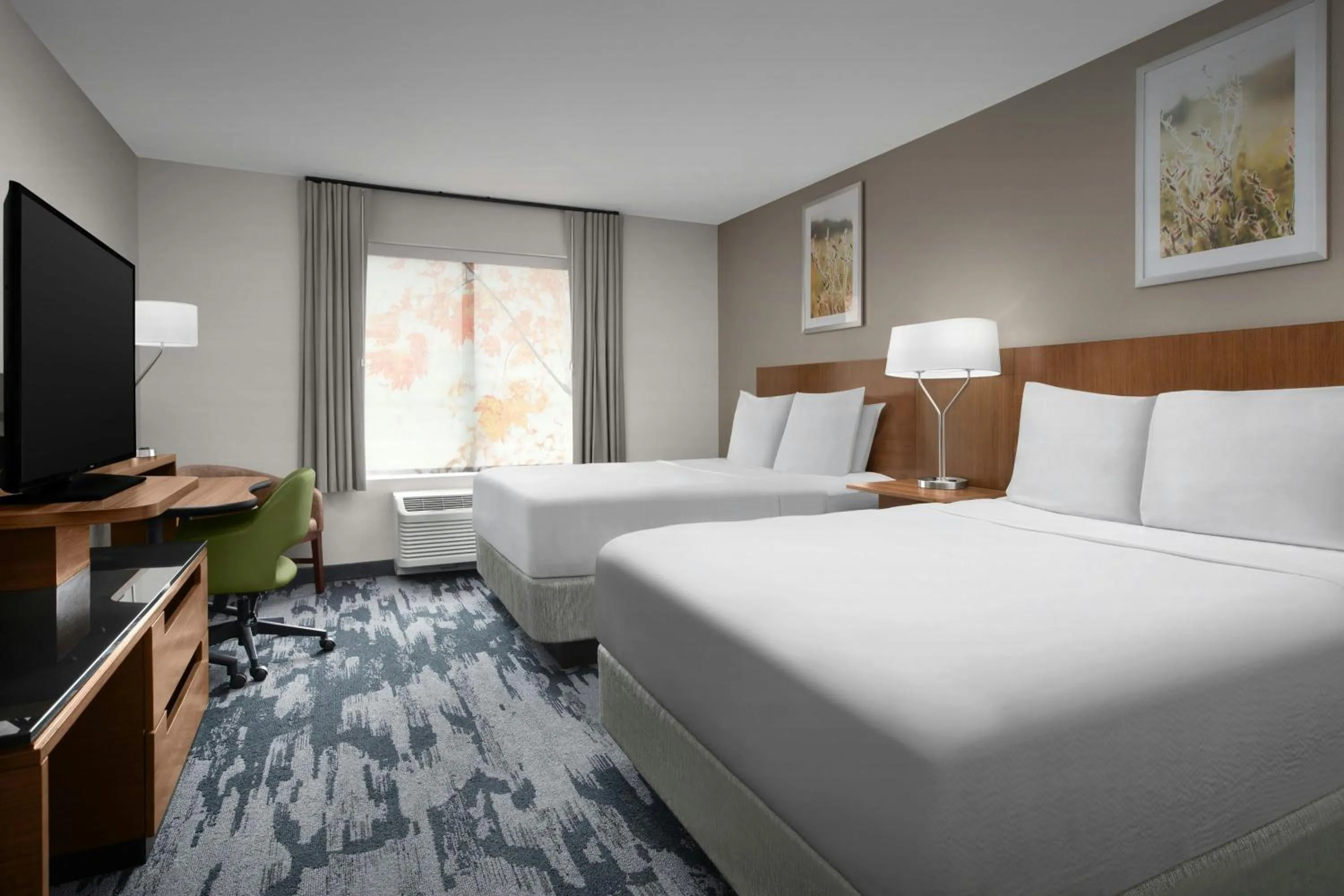 Bedroom, Bed in Fairfield Inn & Suites by Marriott Jeffersonville I-71