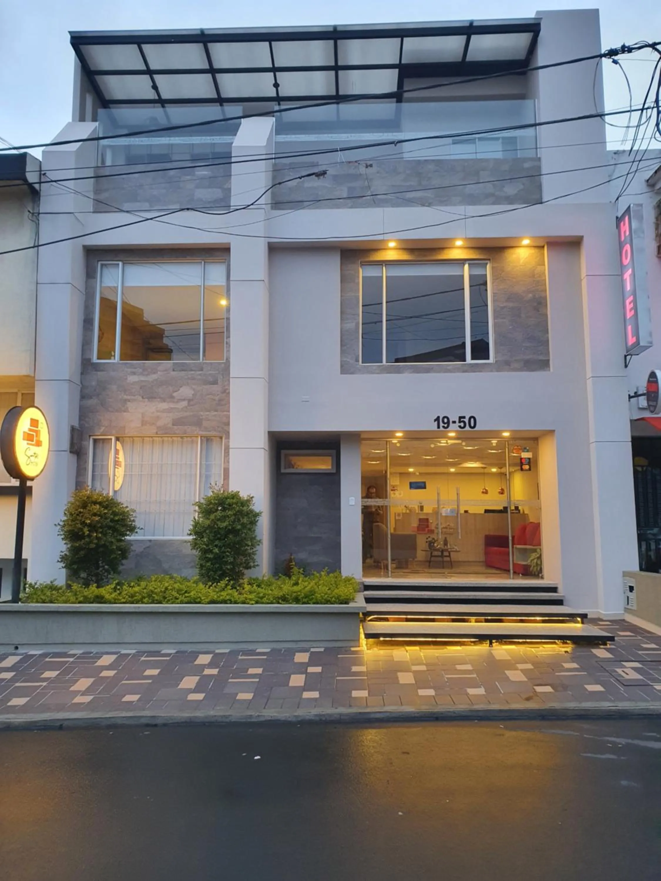 Facade/entrance in HOTEL SANTORI