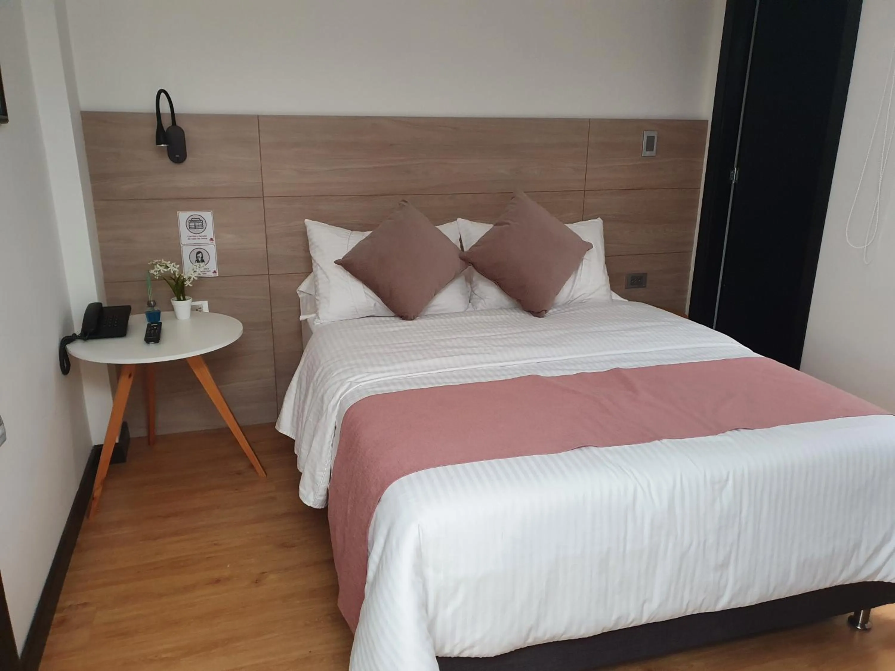 Bed in HOTEL SANTORI