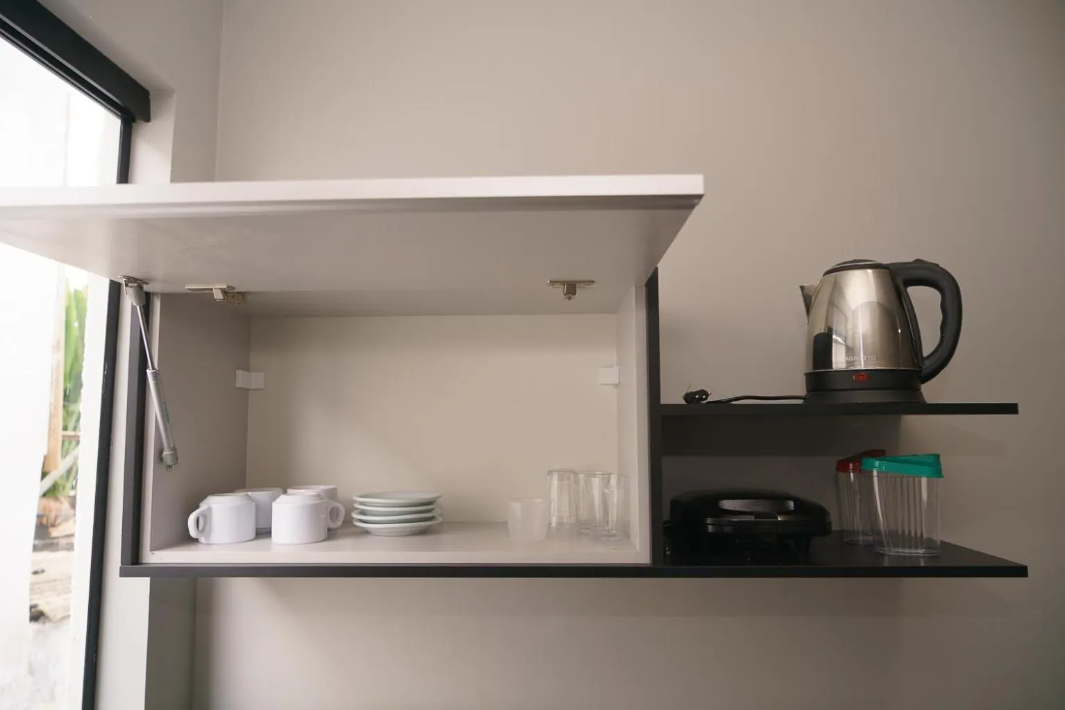 Coffee/tea facilities in Vila Castelo Residencial no Centro de Foz