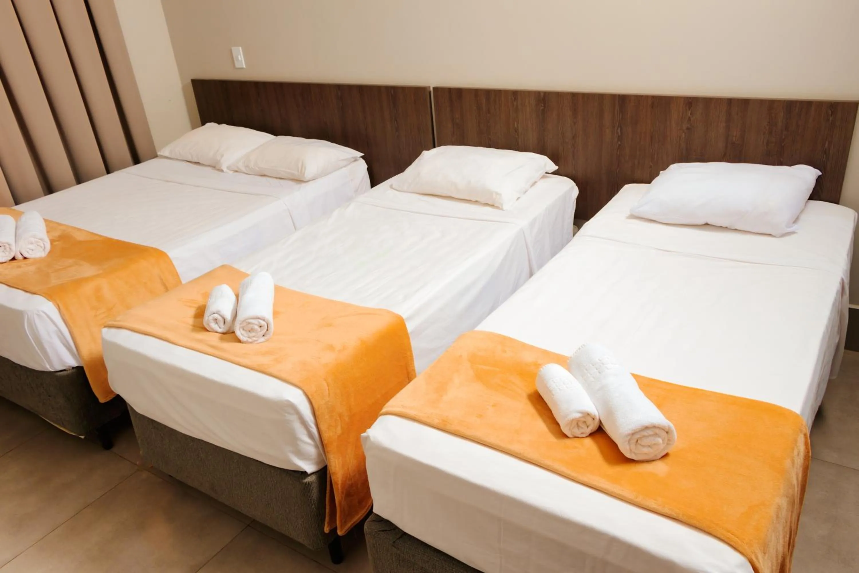 Bedroom, Bed in Vila Castelo Residencial no Centro de Foz