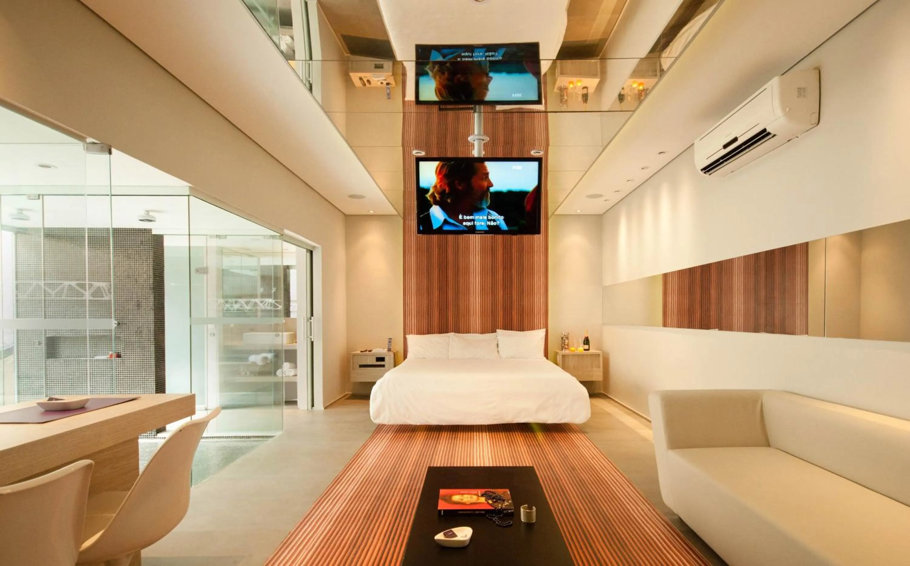 Bed in Lush Motel Ipiranga