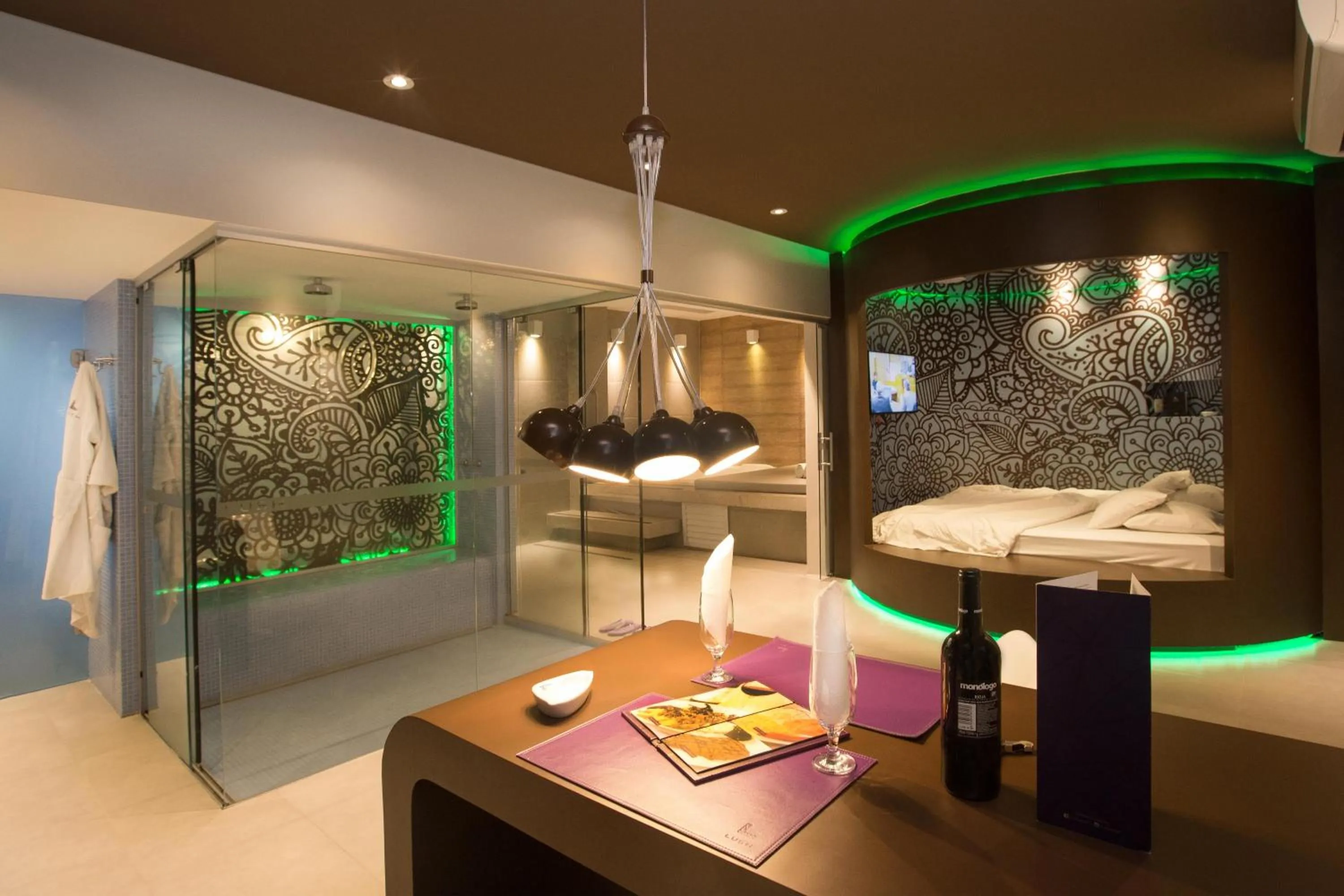 Dining area in Lush Motel Ipiranga