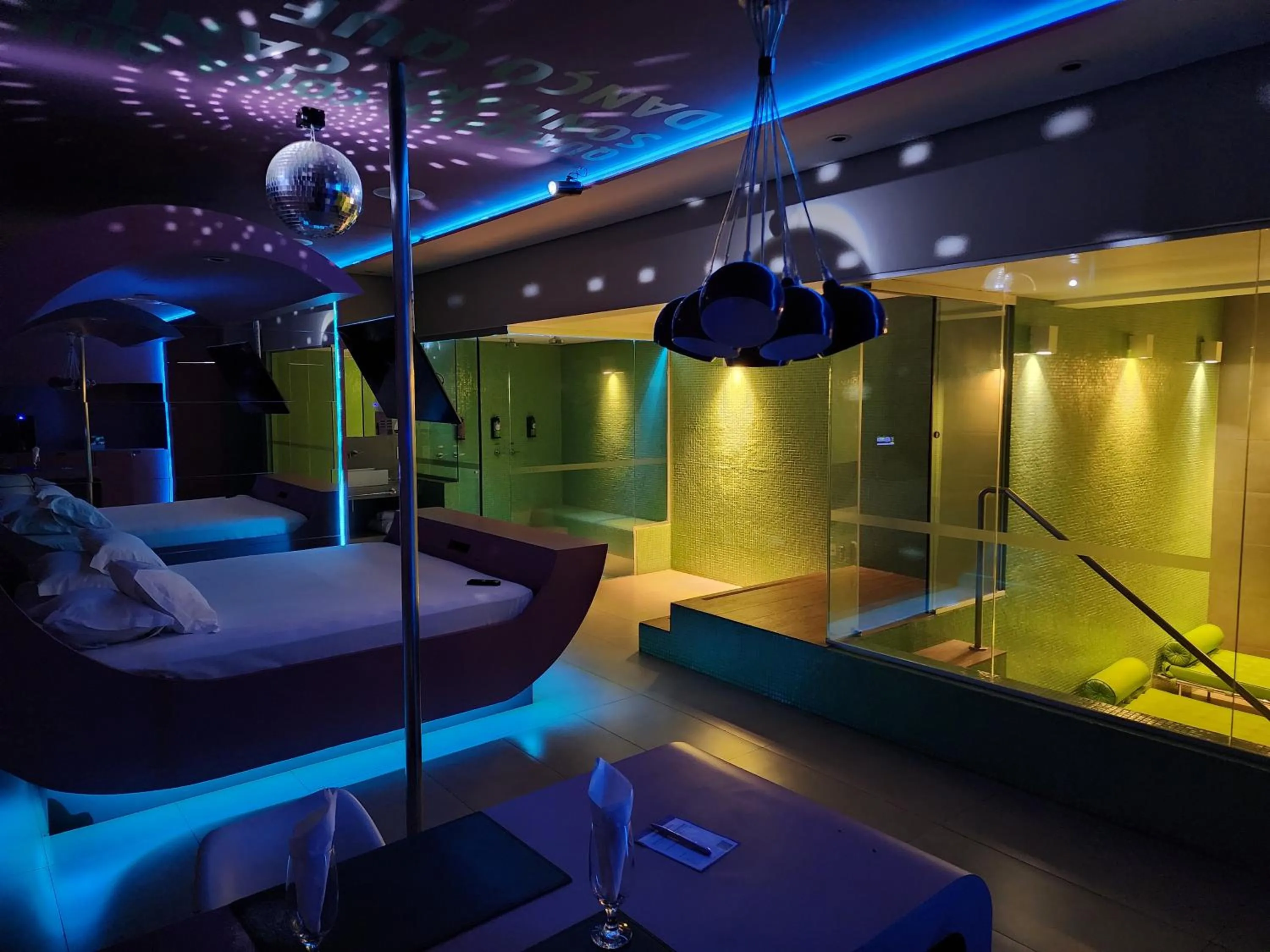 Photo of the whole room in Lush Motel Ipiranga