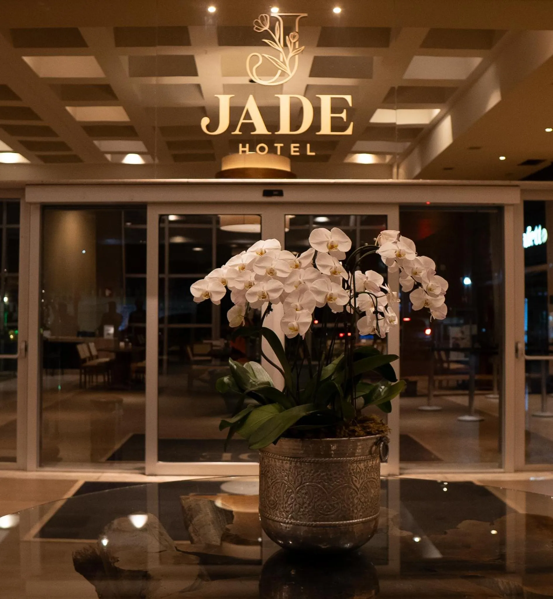 Logo/Certificate/Sign in Jade Hotel Brasília