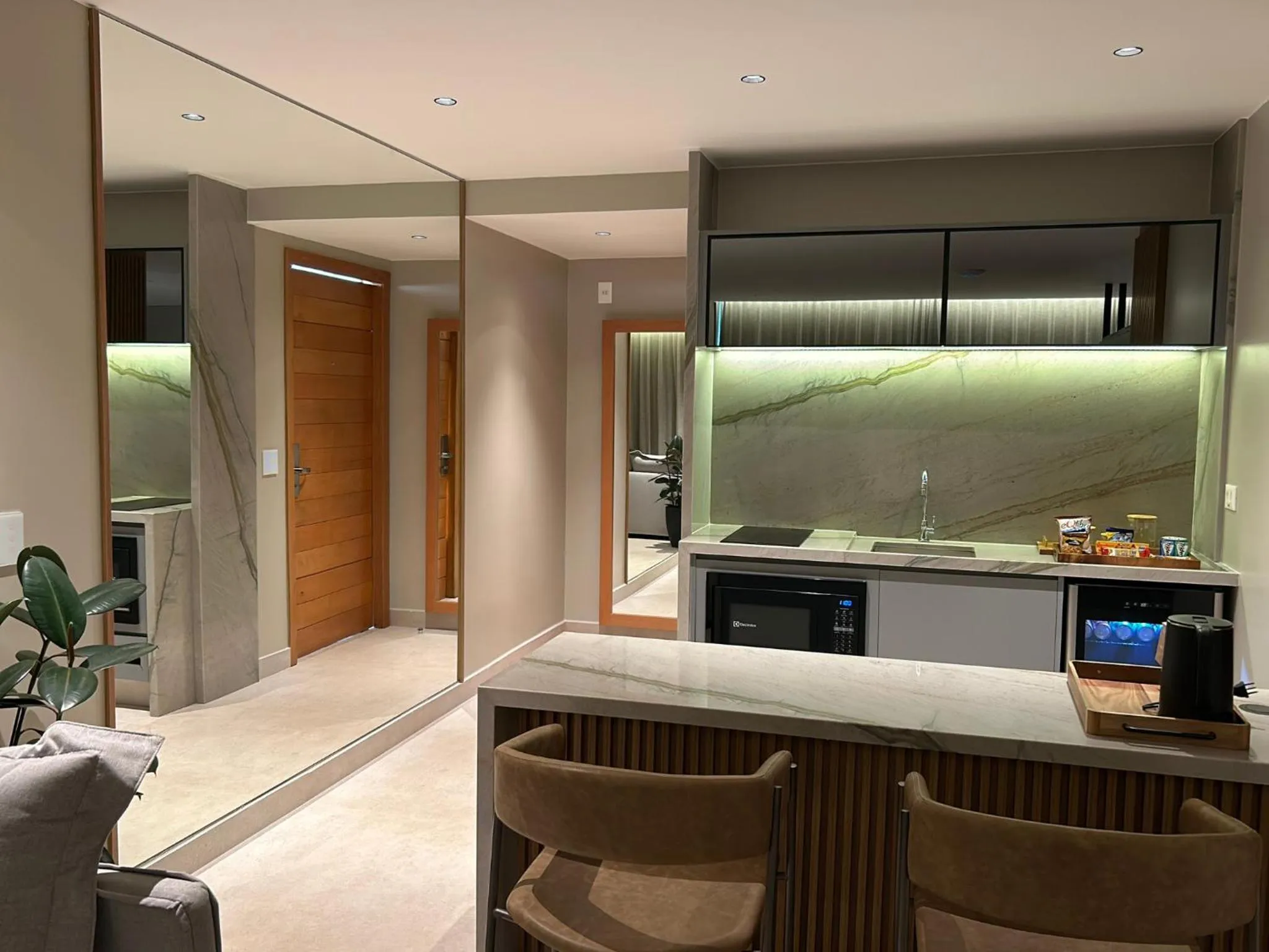 Kitchen or kitchenette in Jade Hotel Brasília