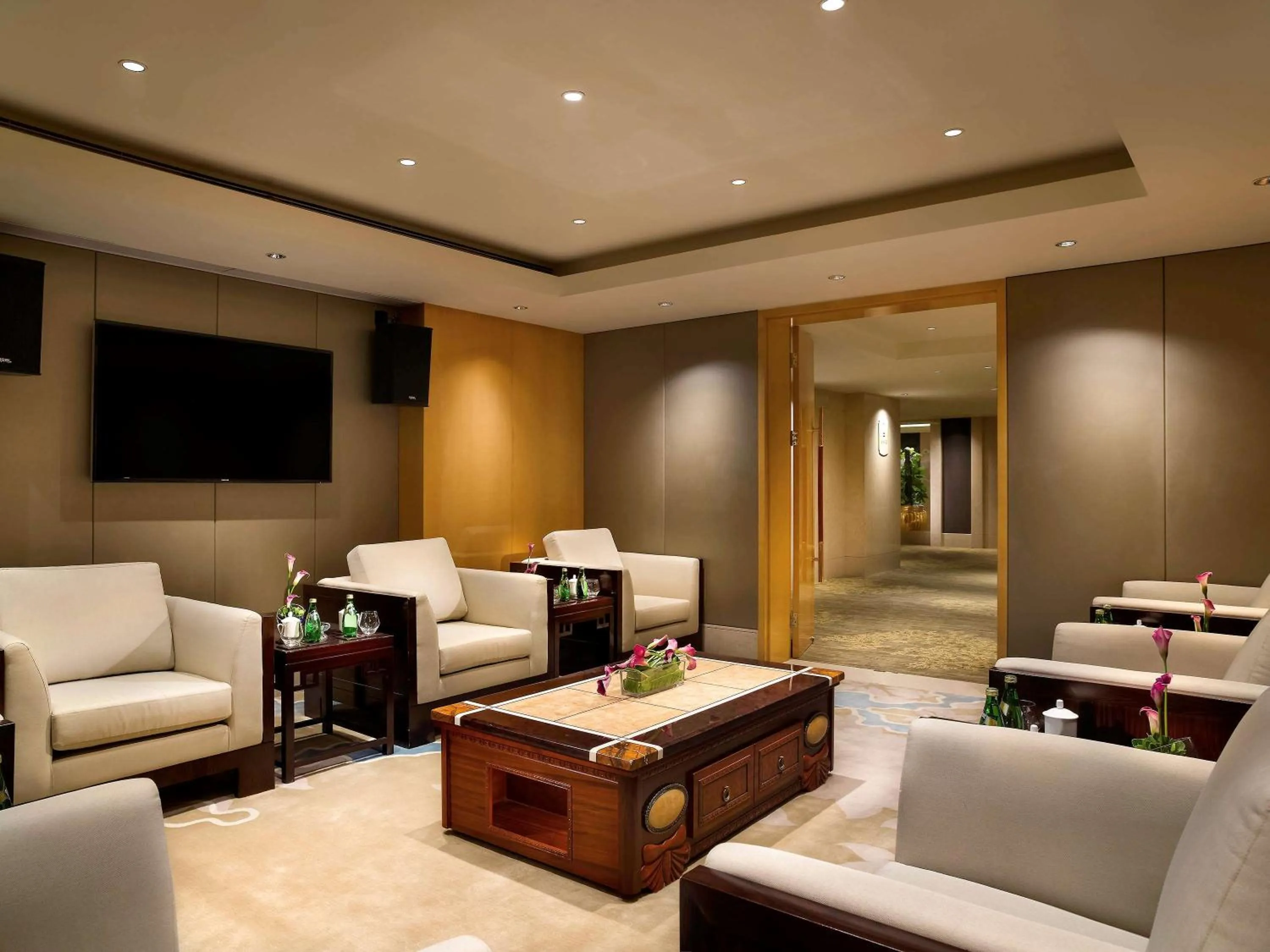 Meeting/conference room in Sofitel Hangzhou Westlake - Few steps to West Lake, with panoramic lake view terrace