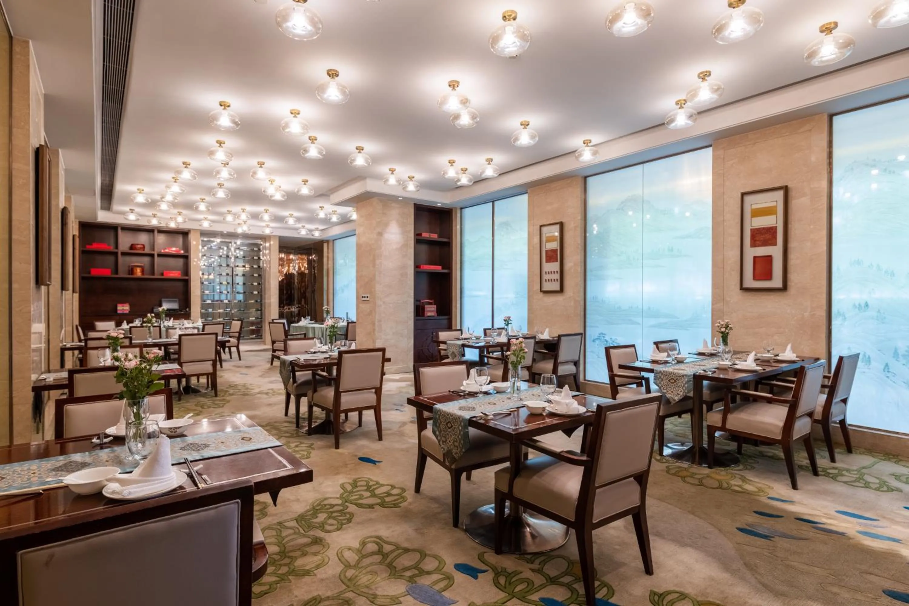 Restaurant/places to eat in Sofitel Hangzhou Westlake - Few steps to West Lake, with panoramic lake view terrace