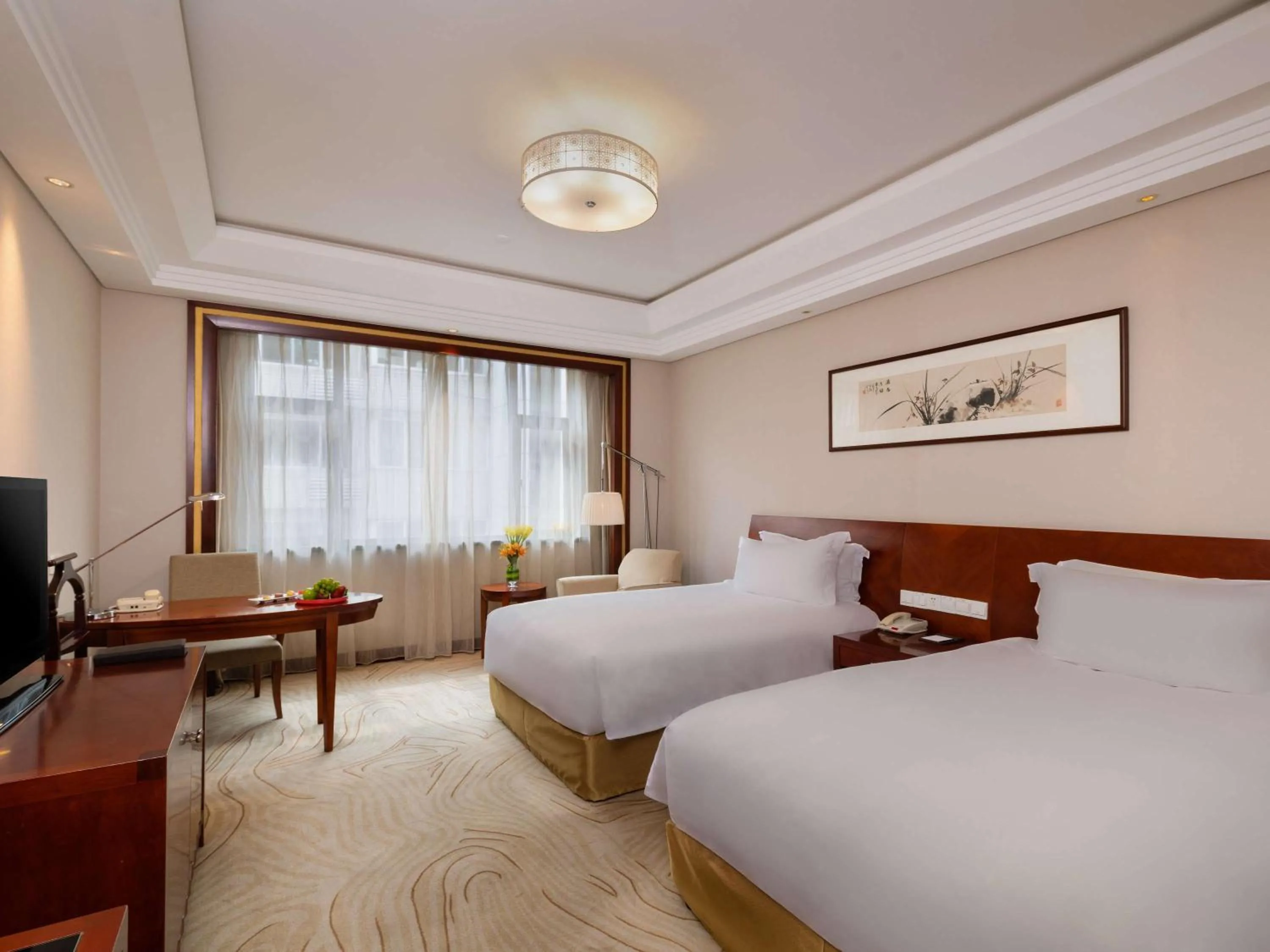 Bedroom, Bed in Sofitel Hangzhou Westlake - Few steps to West Lake, with panoramic lake view terrace