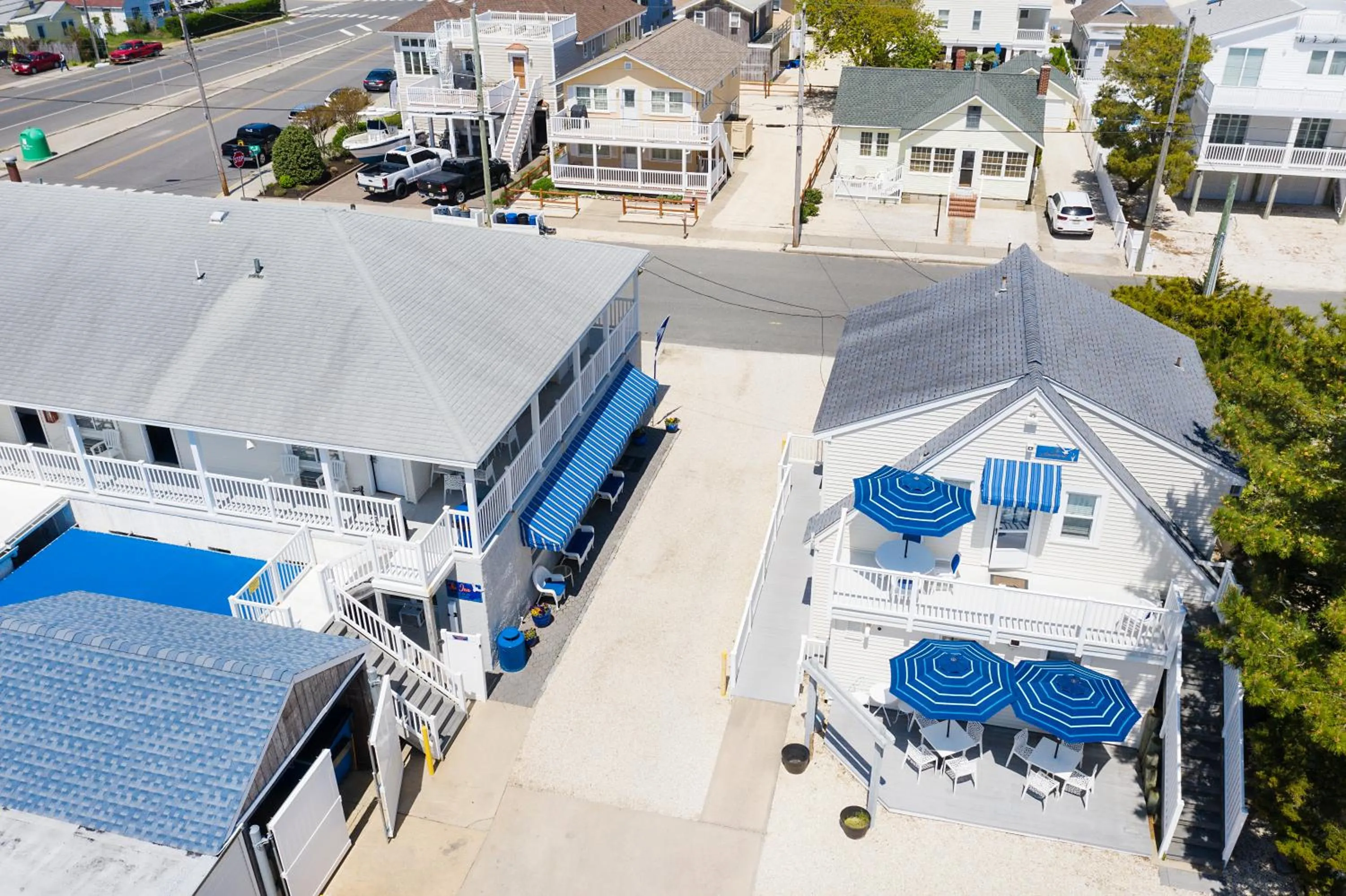 Property building in Surf City Hotel