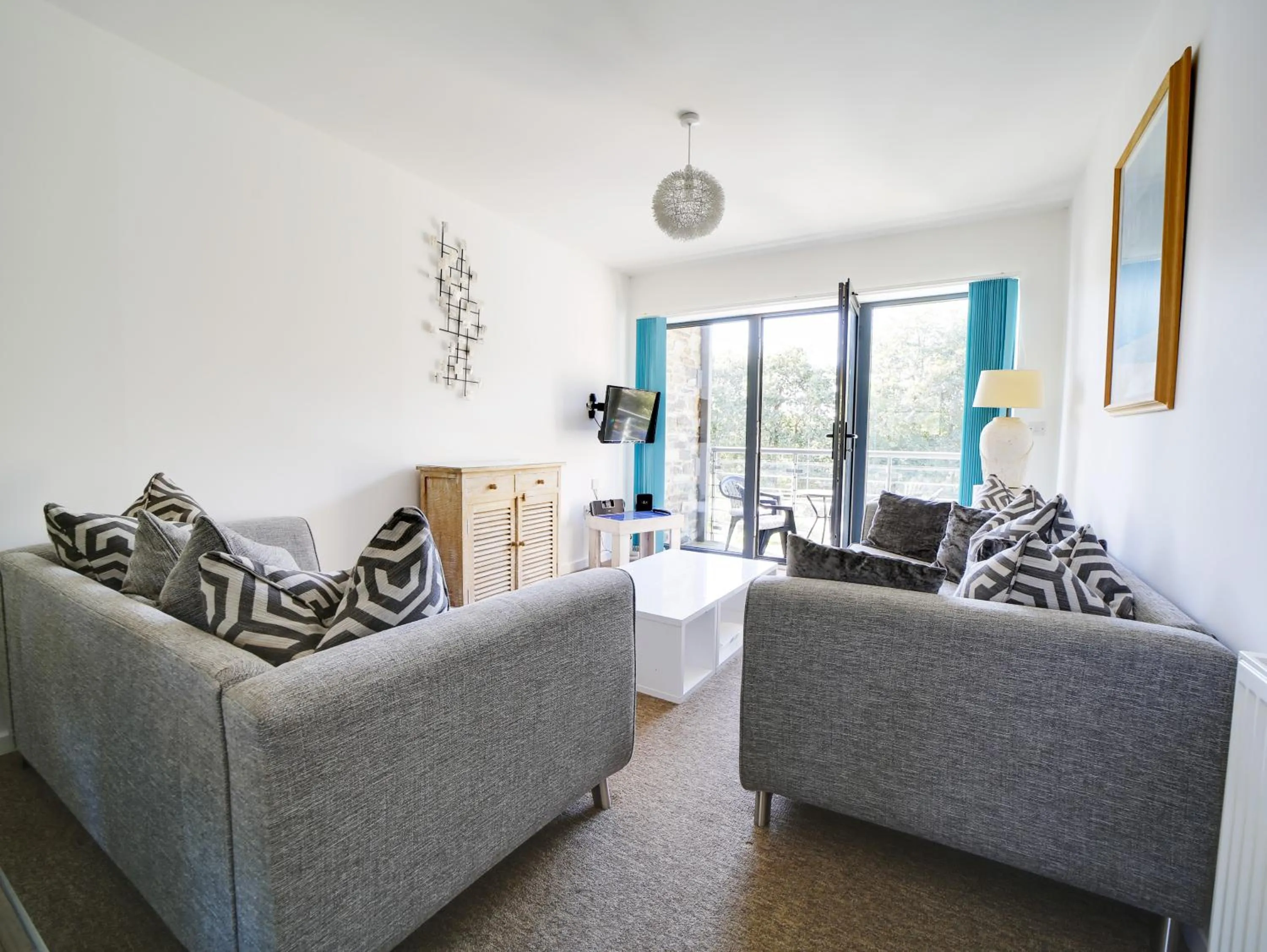 Lounge or bar in Wheel Water Collections