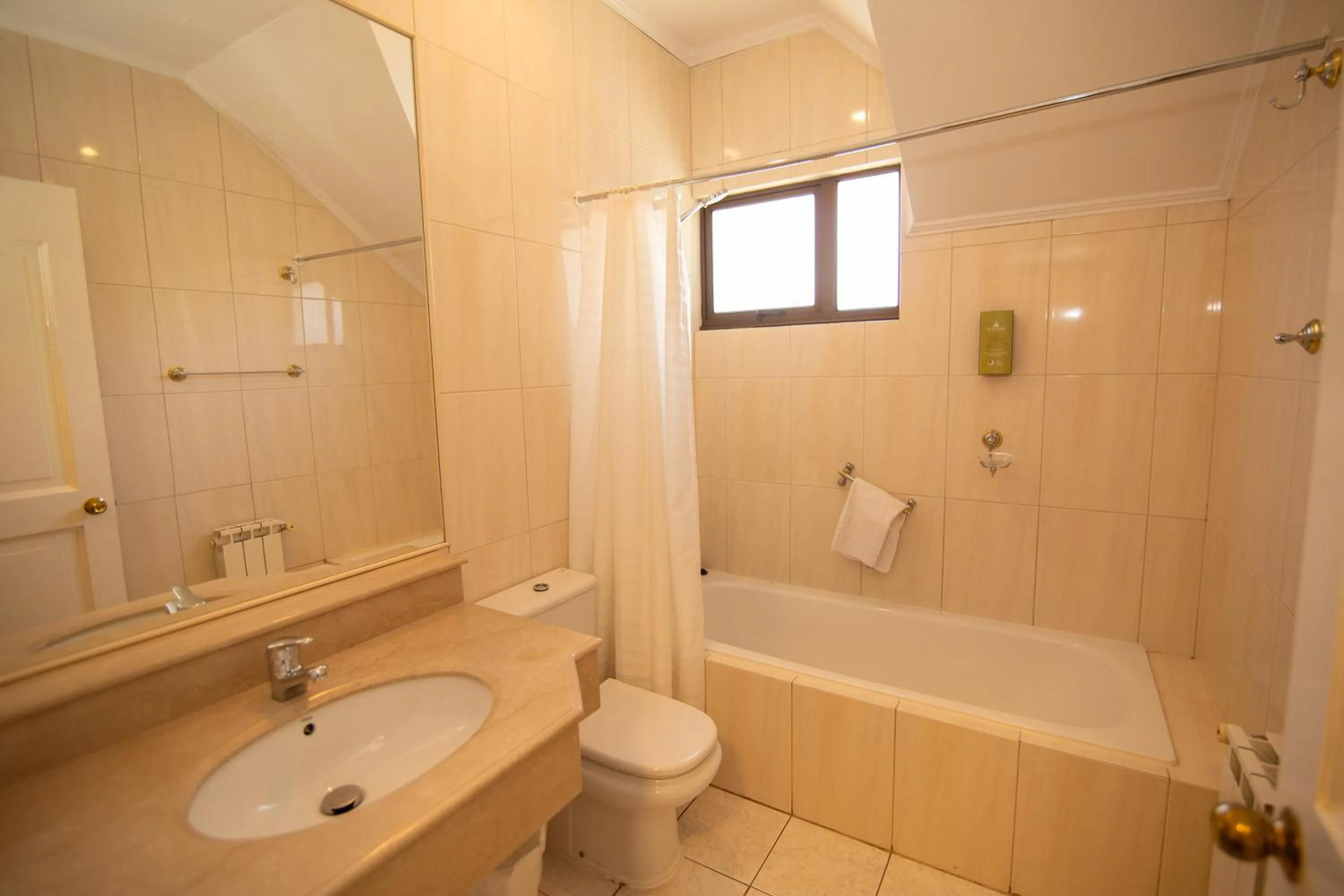 Bathroom in Hotel Inti Kuyen Plaza