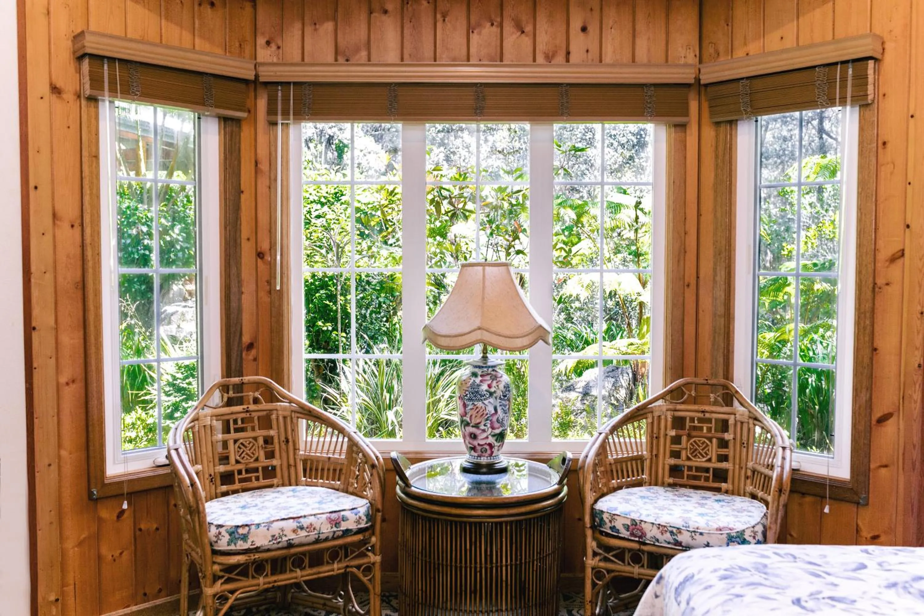 Seating area in Kilauea Lodge and Restaurant