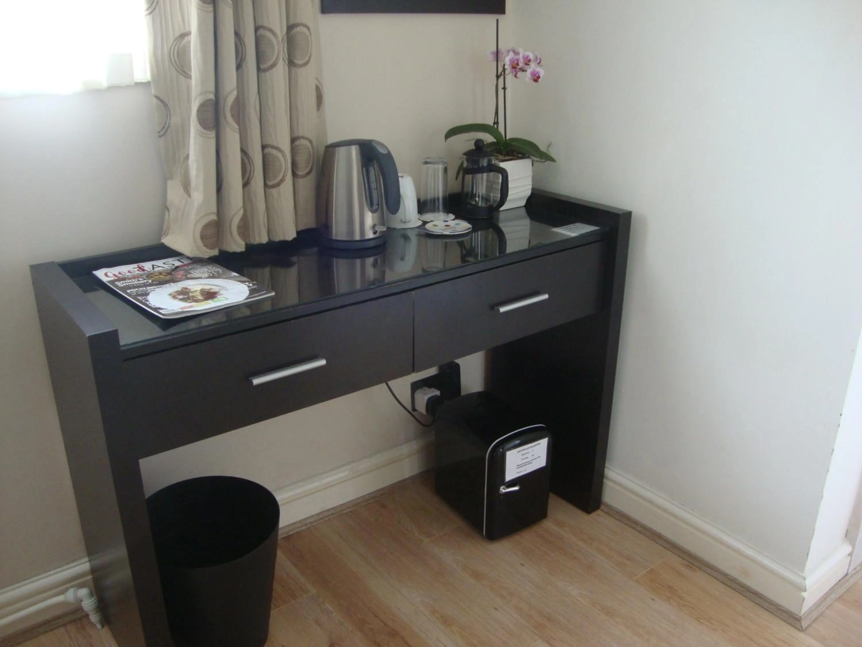 Coffee/tea facilities in Canal View Bed And Breakfast