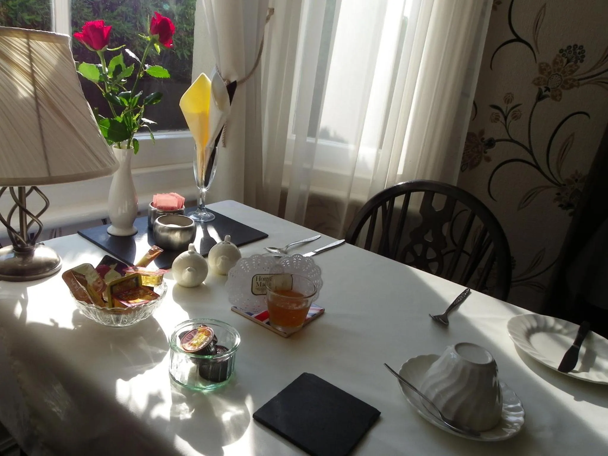 Food and drinks in Maison Dieu Guest House