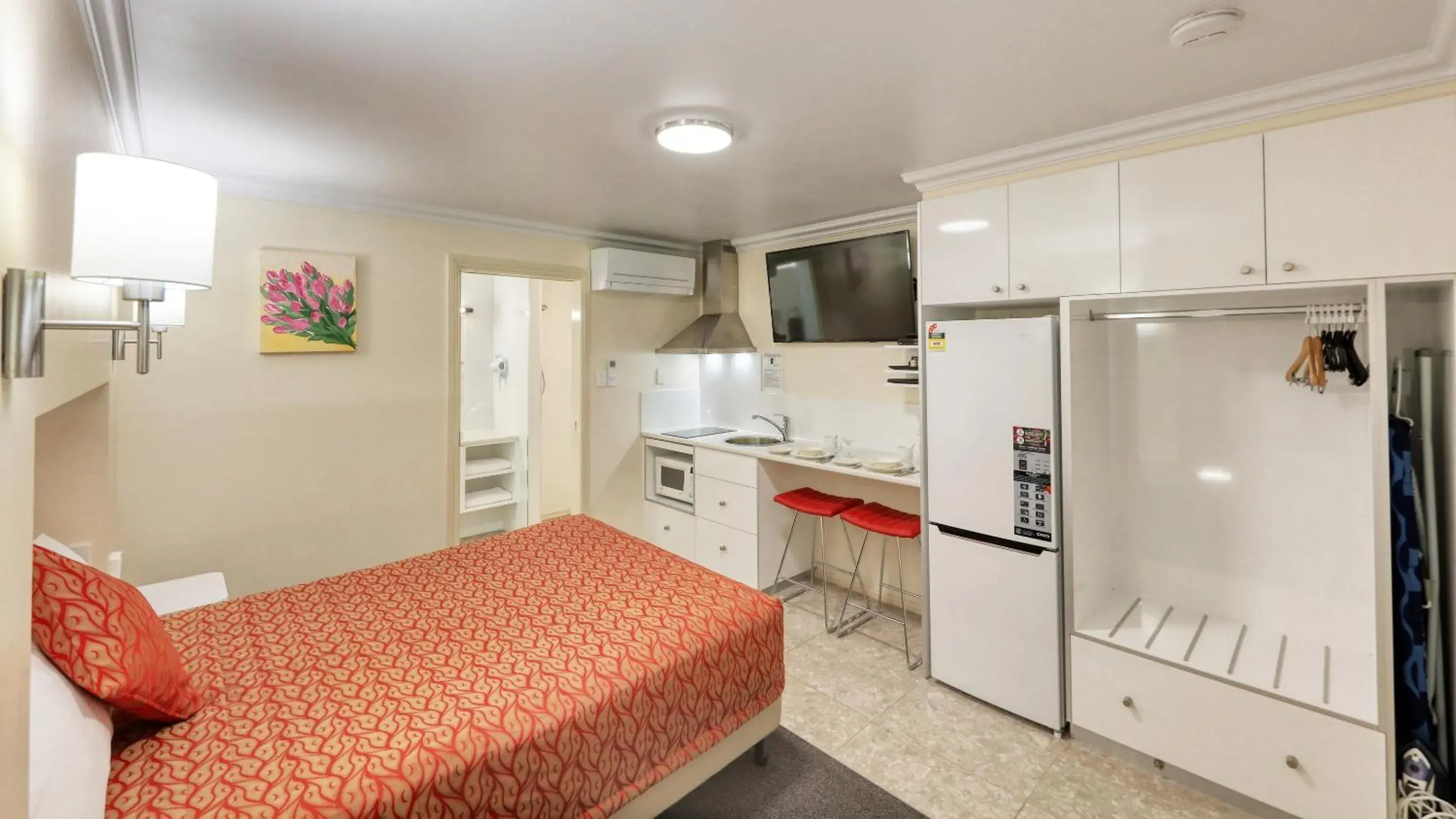 Studio Queen Apartment in Motel Carnarvon Studio Queen Apartment in Motel Carnarvon