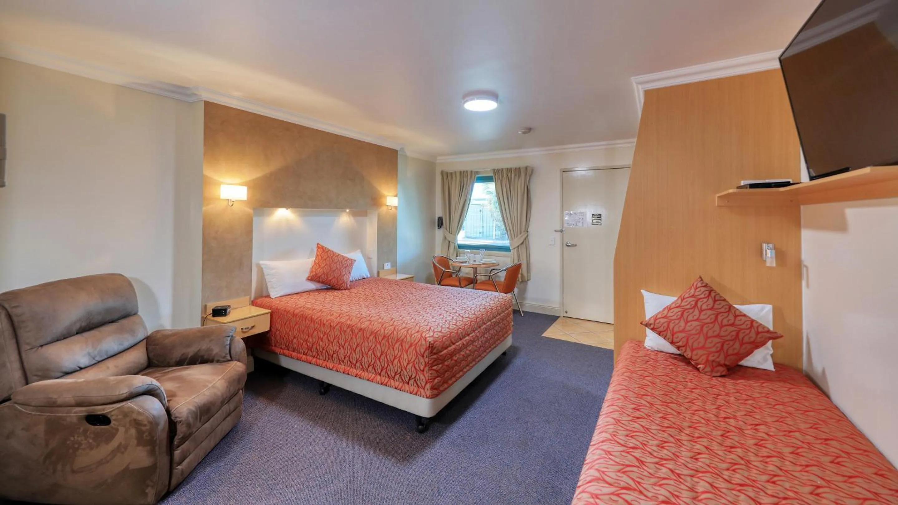 Bed in Motel Carnarvon