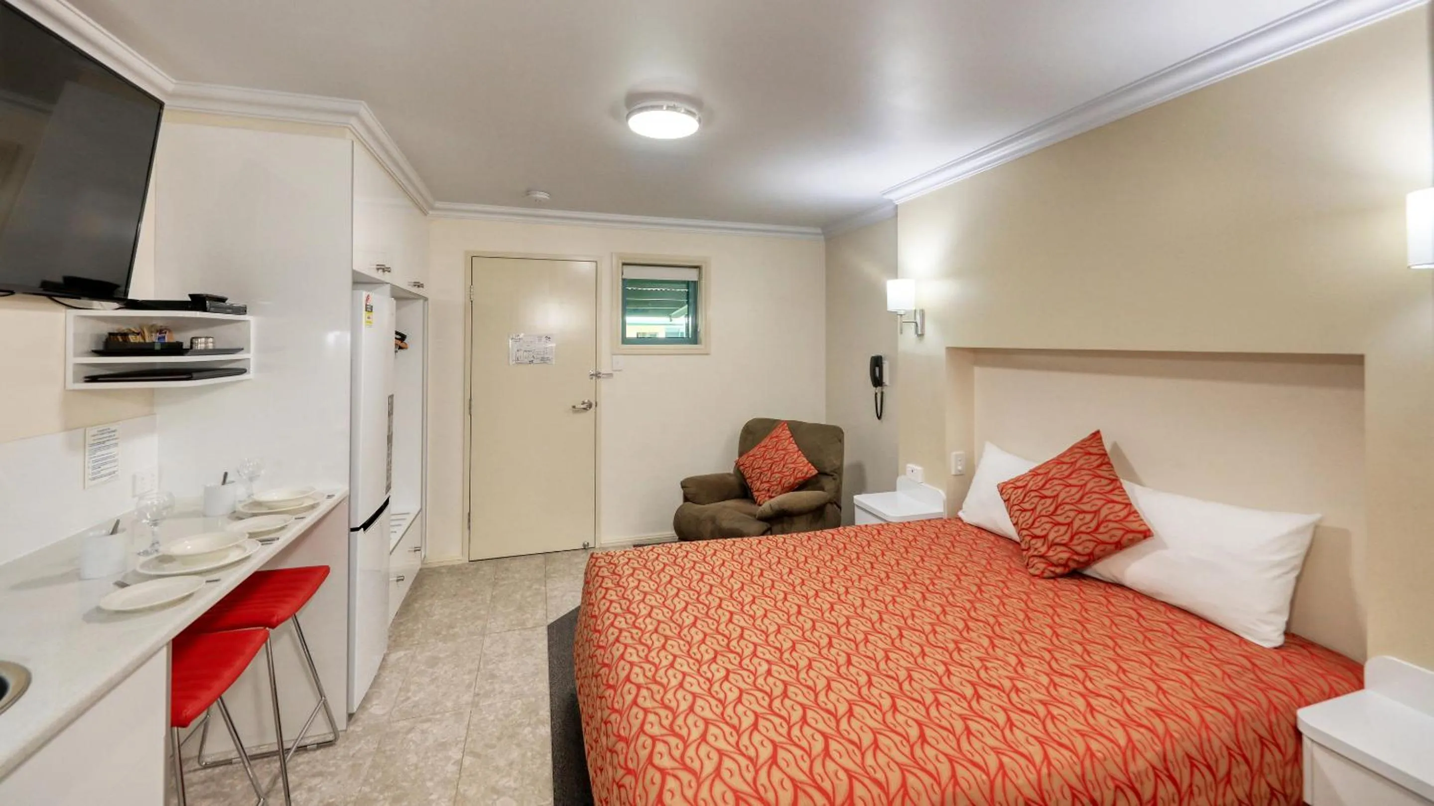 Bed in Motel Carnarvon