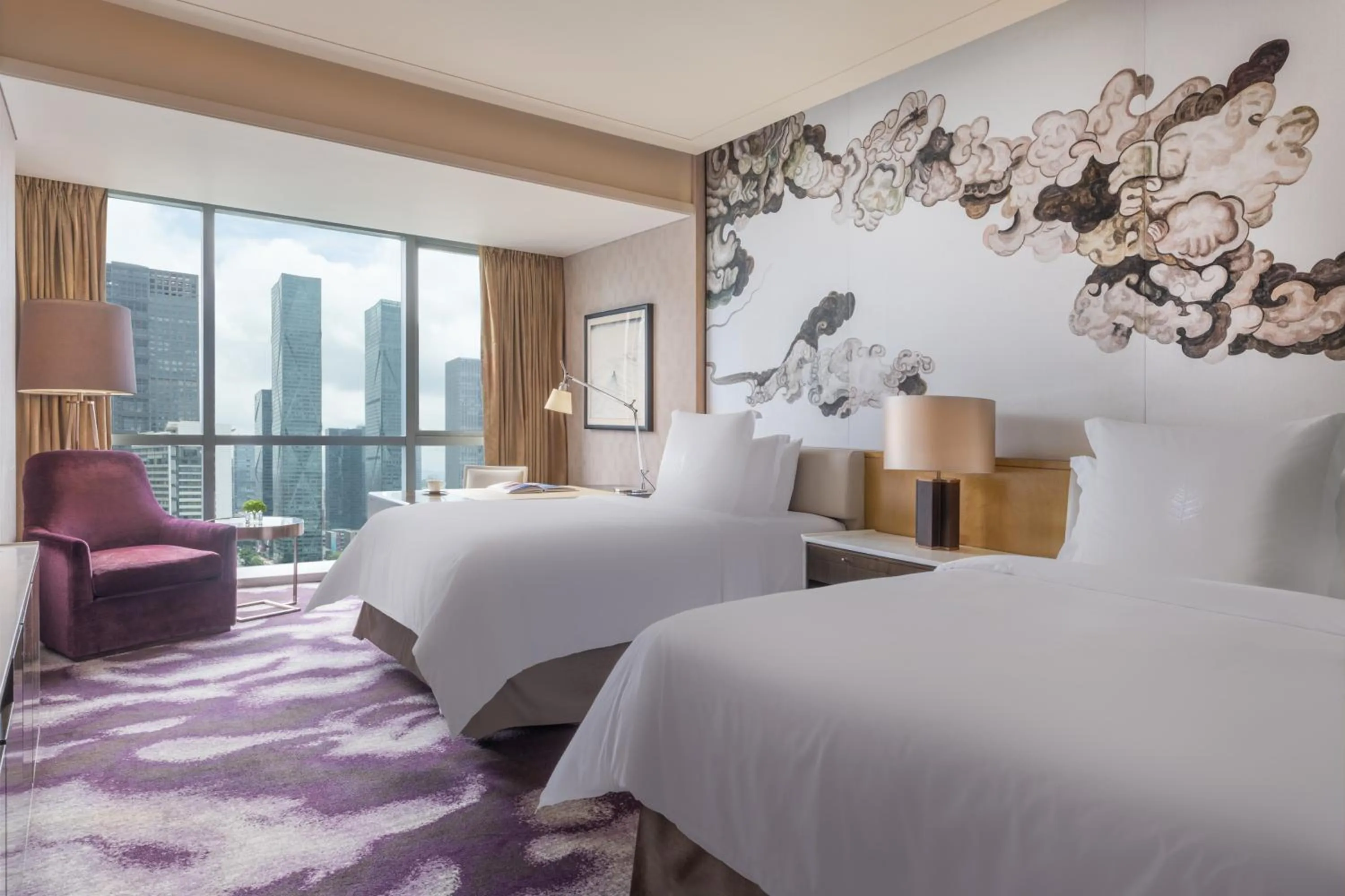 Bedroom, Bed in Four Seasons Hotel Shenzhen