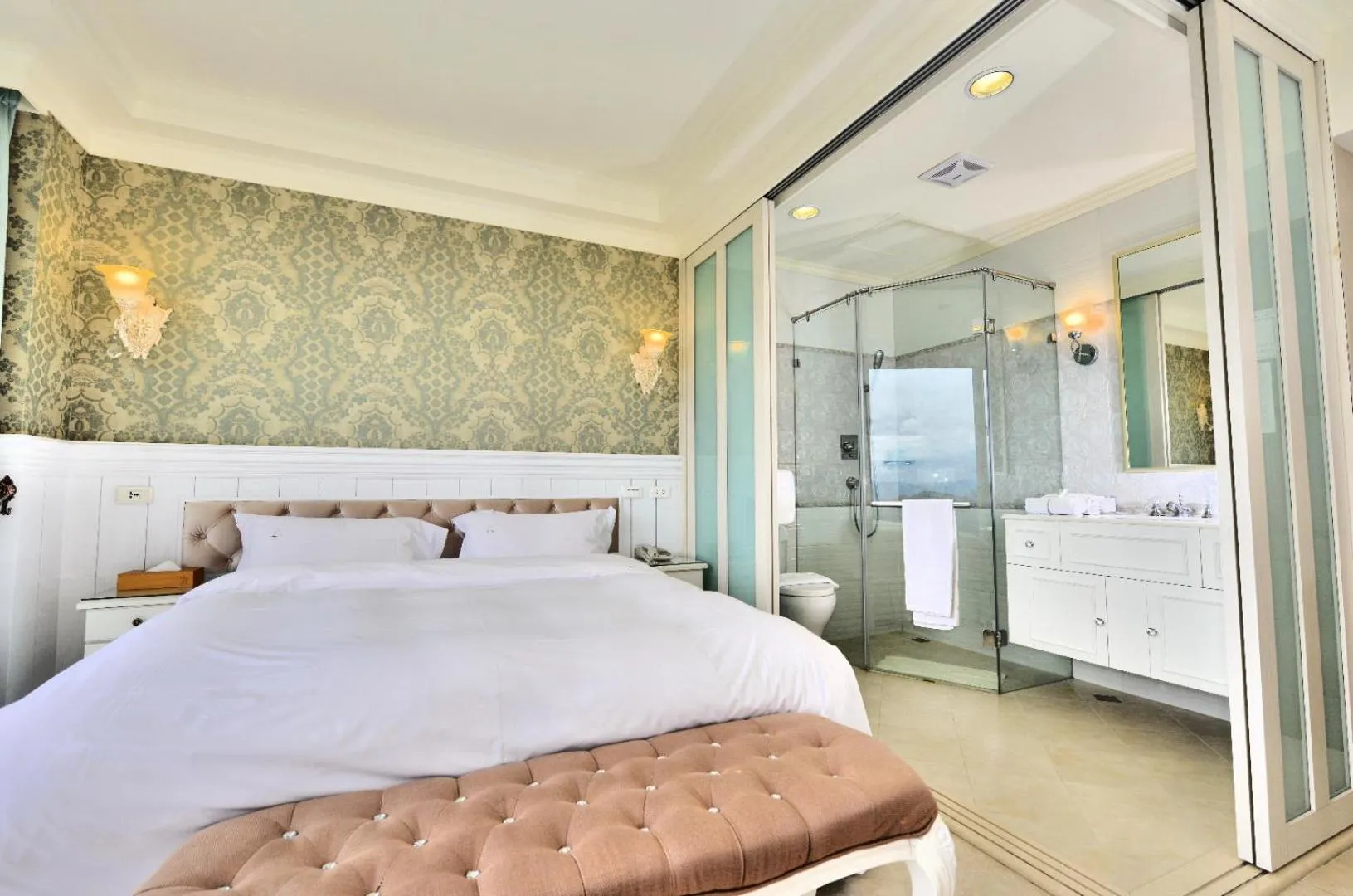 Bed in Ming Ging Farm