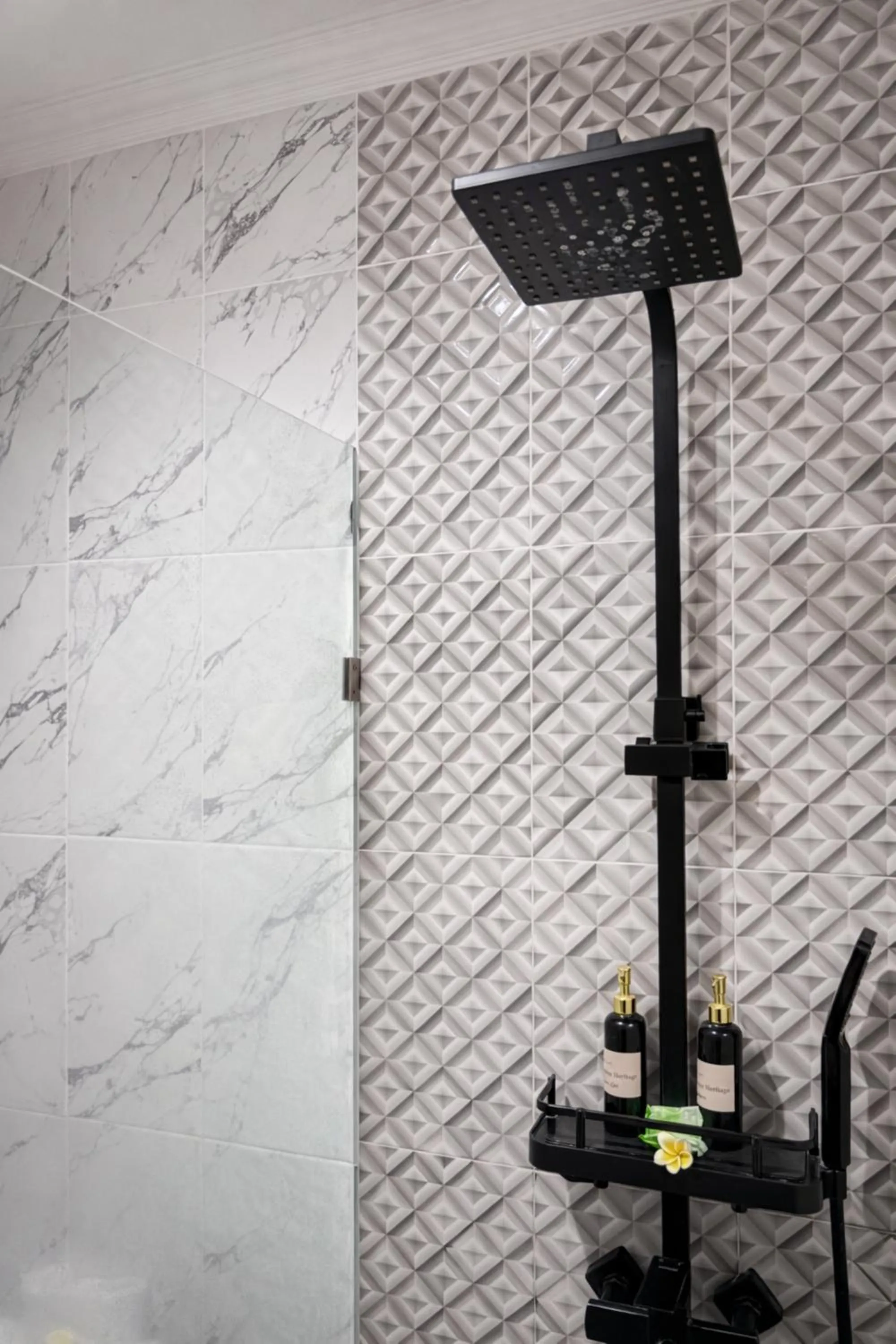 Shower in Puri Anyar Ubud