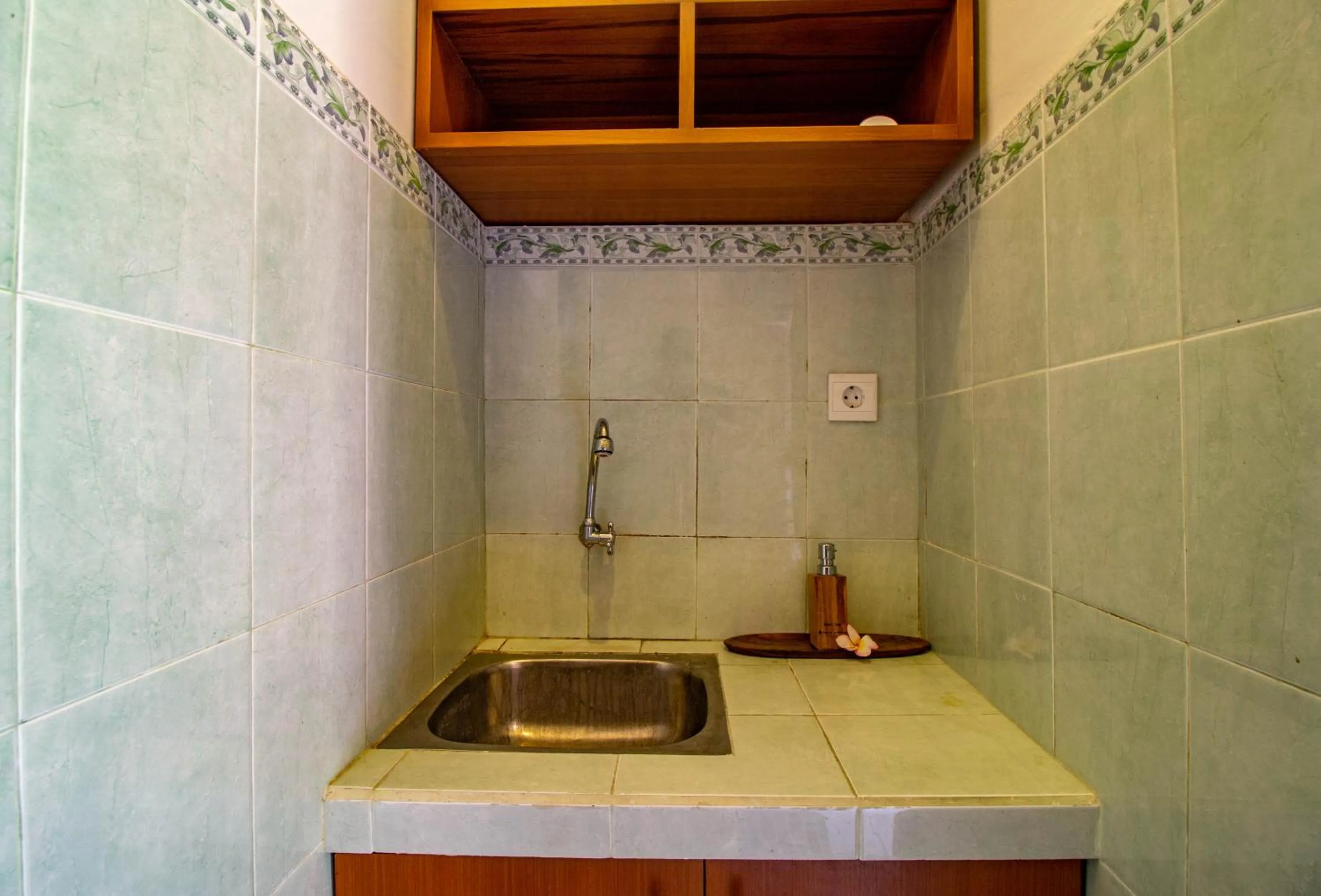 Communal kitchen in Puri Anyar Heritage