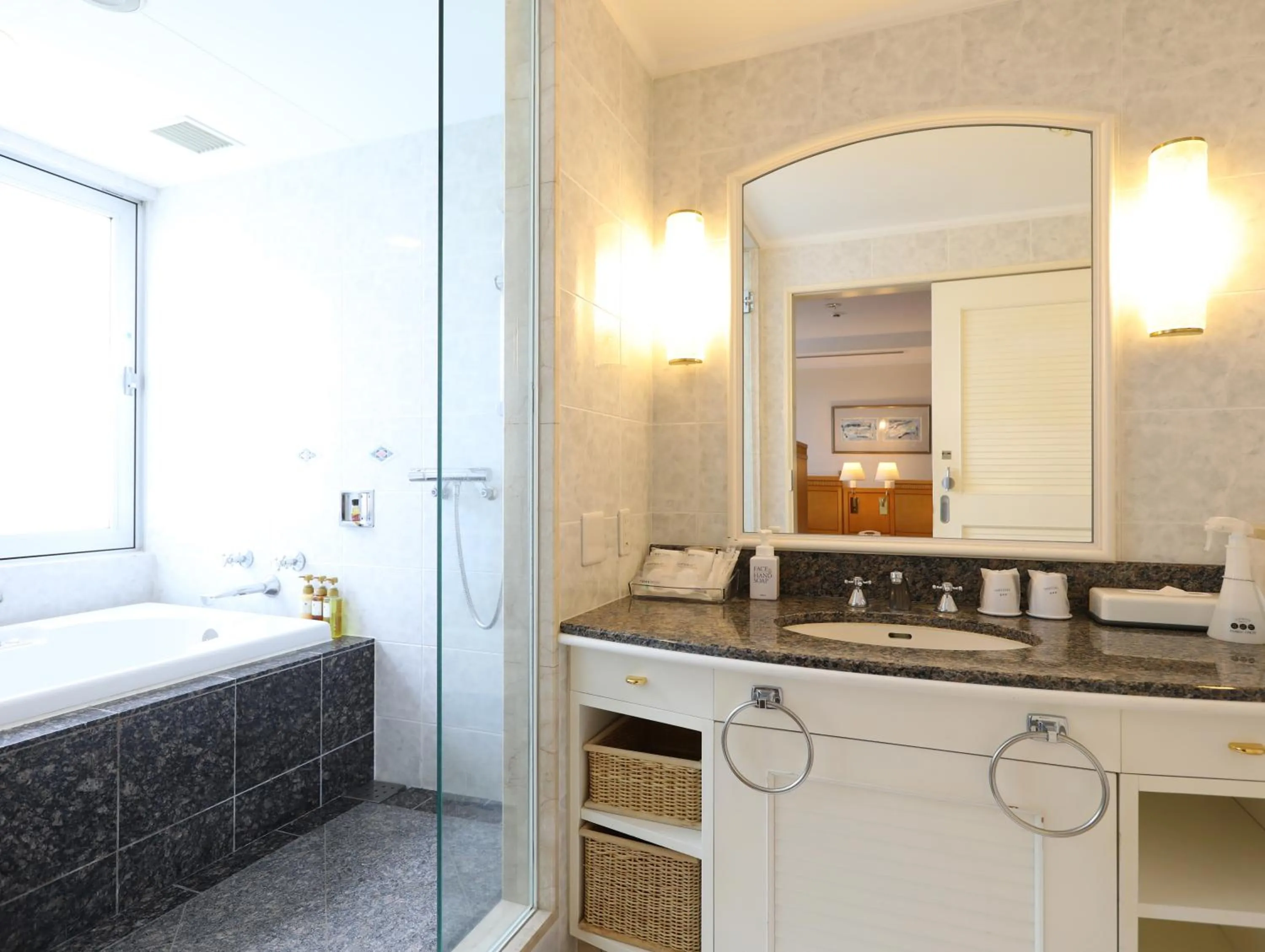 Bathroom, Bed in Wishton Hotel Yukari