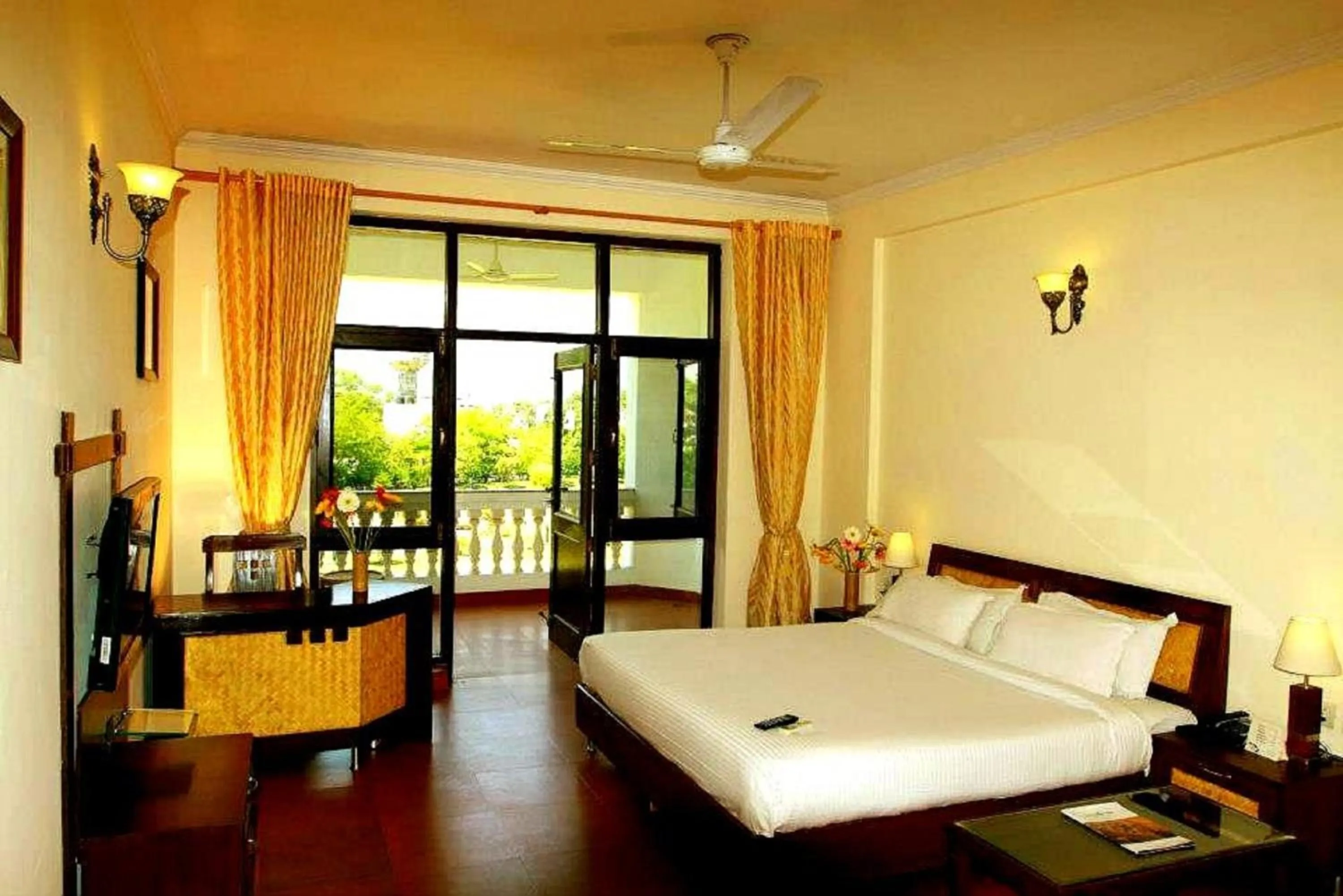 Bed in Naturoville Wellness Resort Rishikesh - Surrounded by Nature, Rooted in Wellness