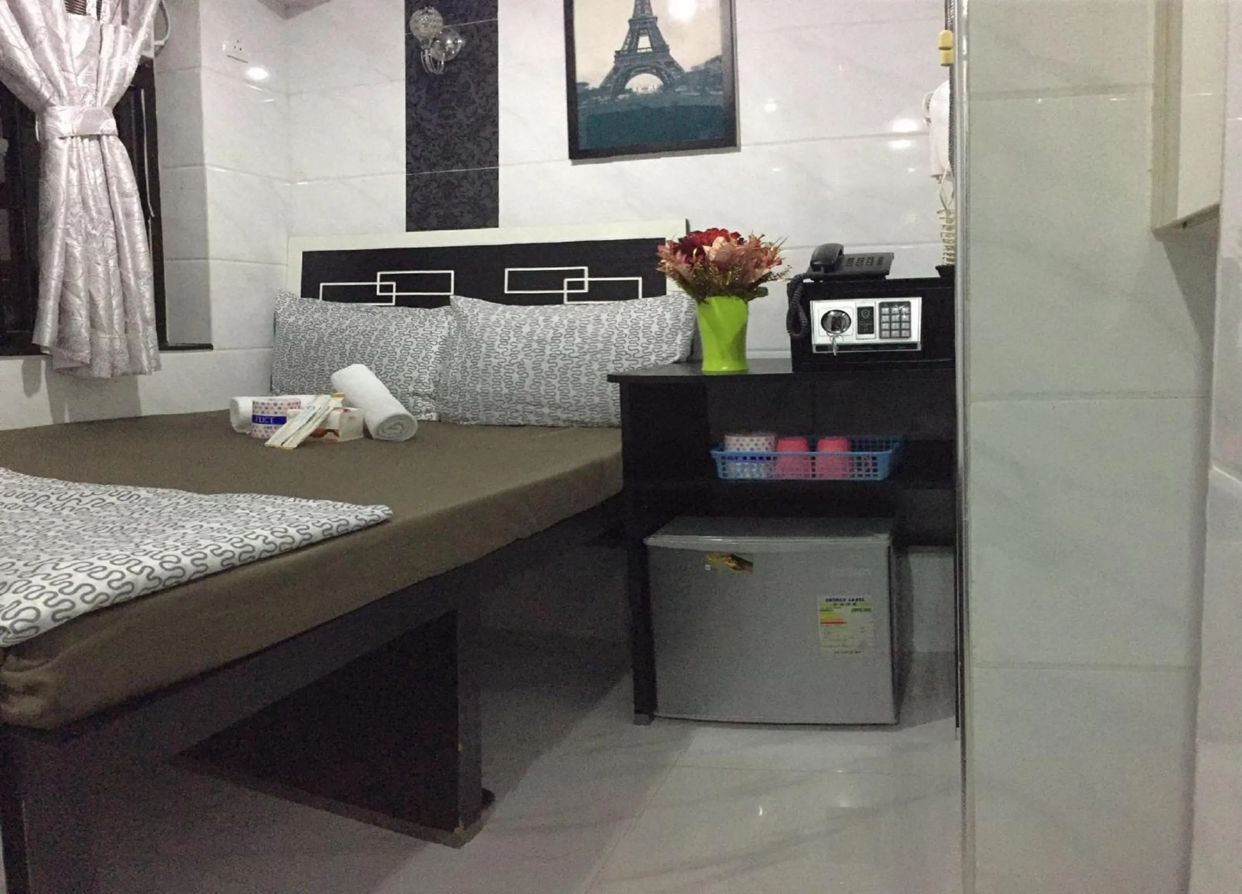 Decorative detail in Skylark Hostel