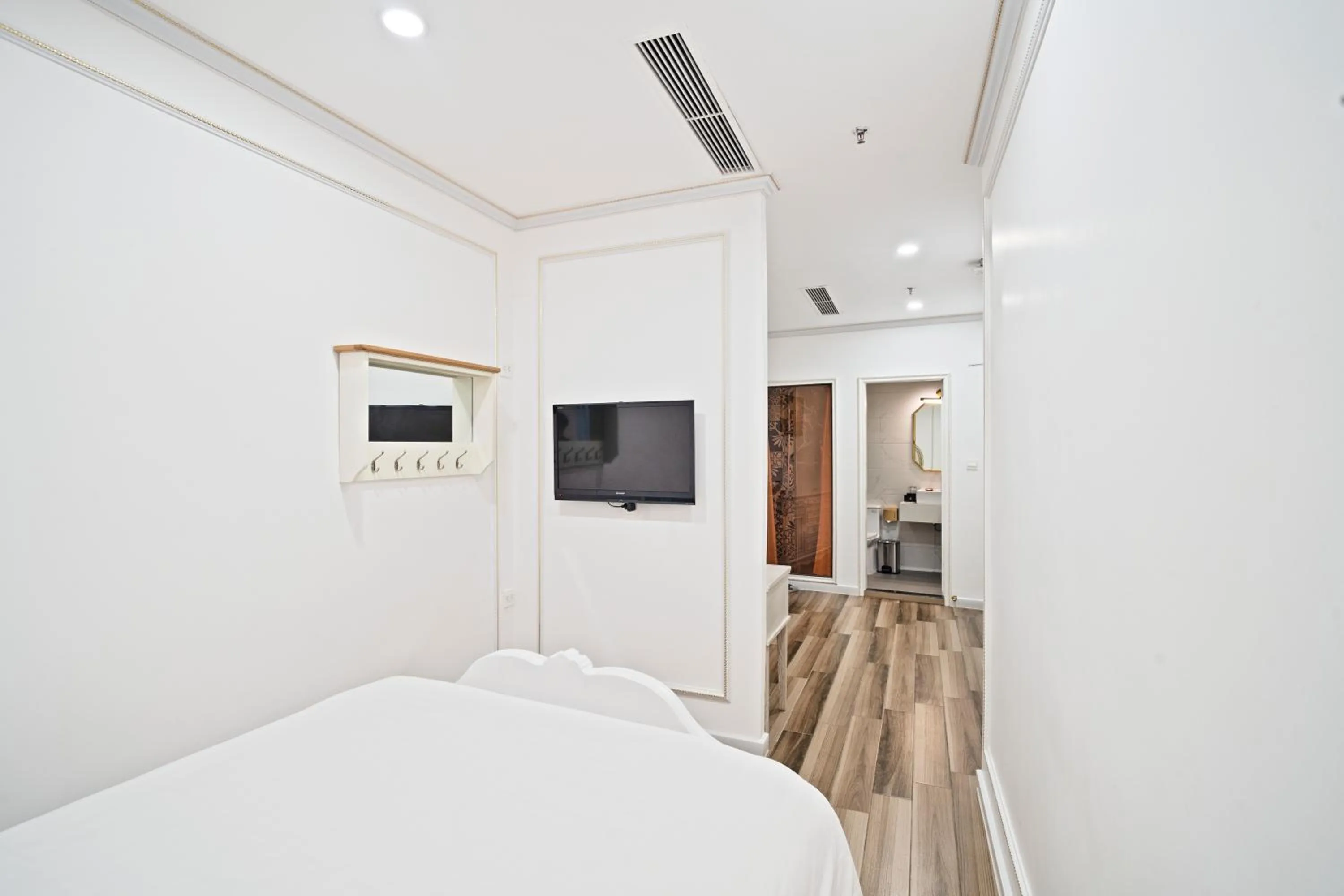 TV and multimedia, Bed in Affa Boutique Hotel