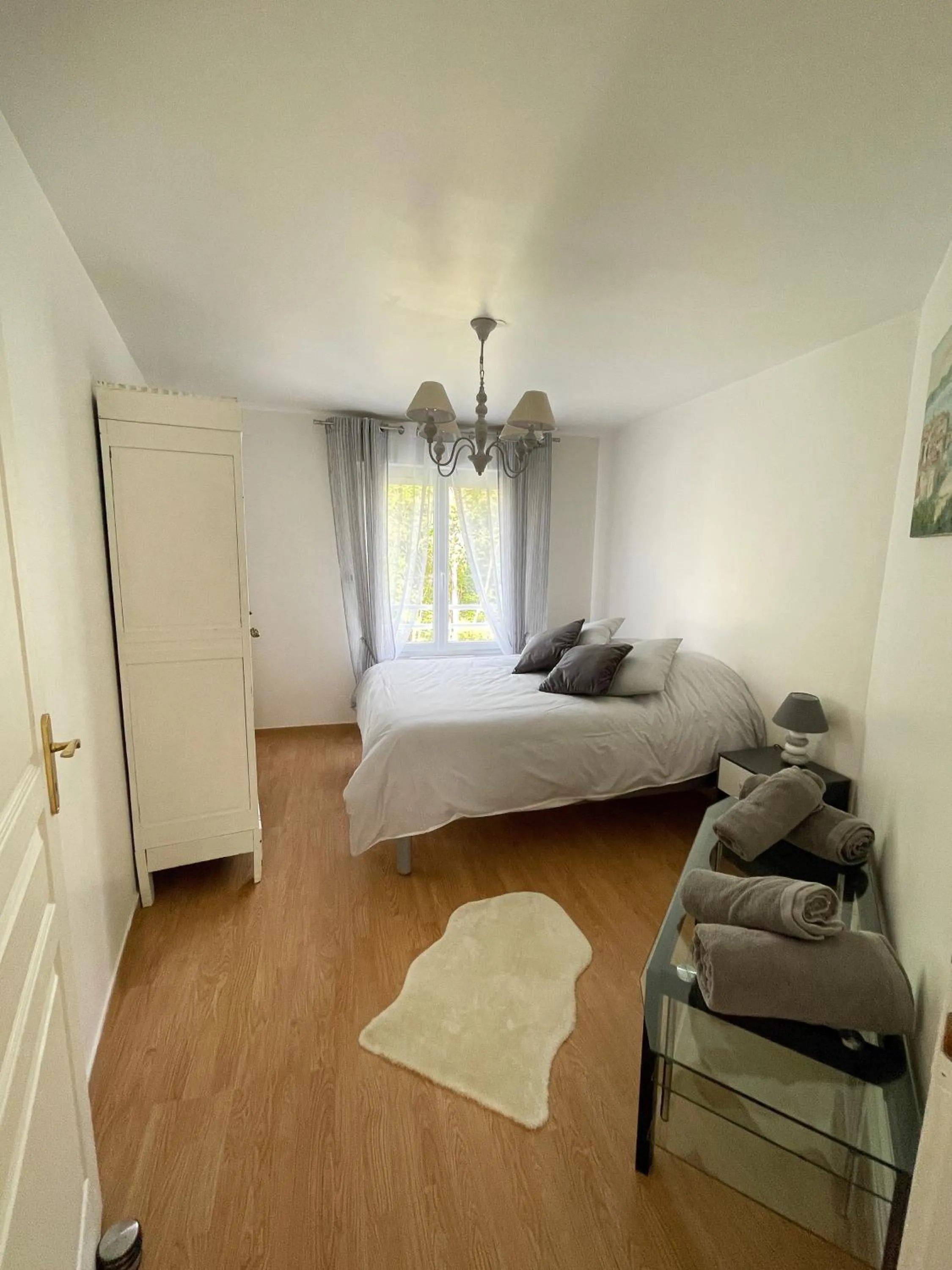 Bedroom, Bed in LA MAISON DE DELSY