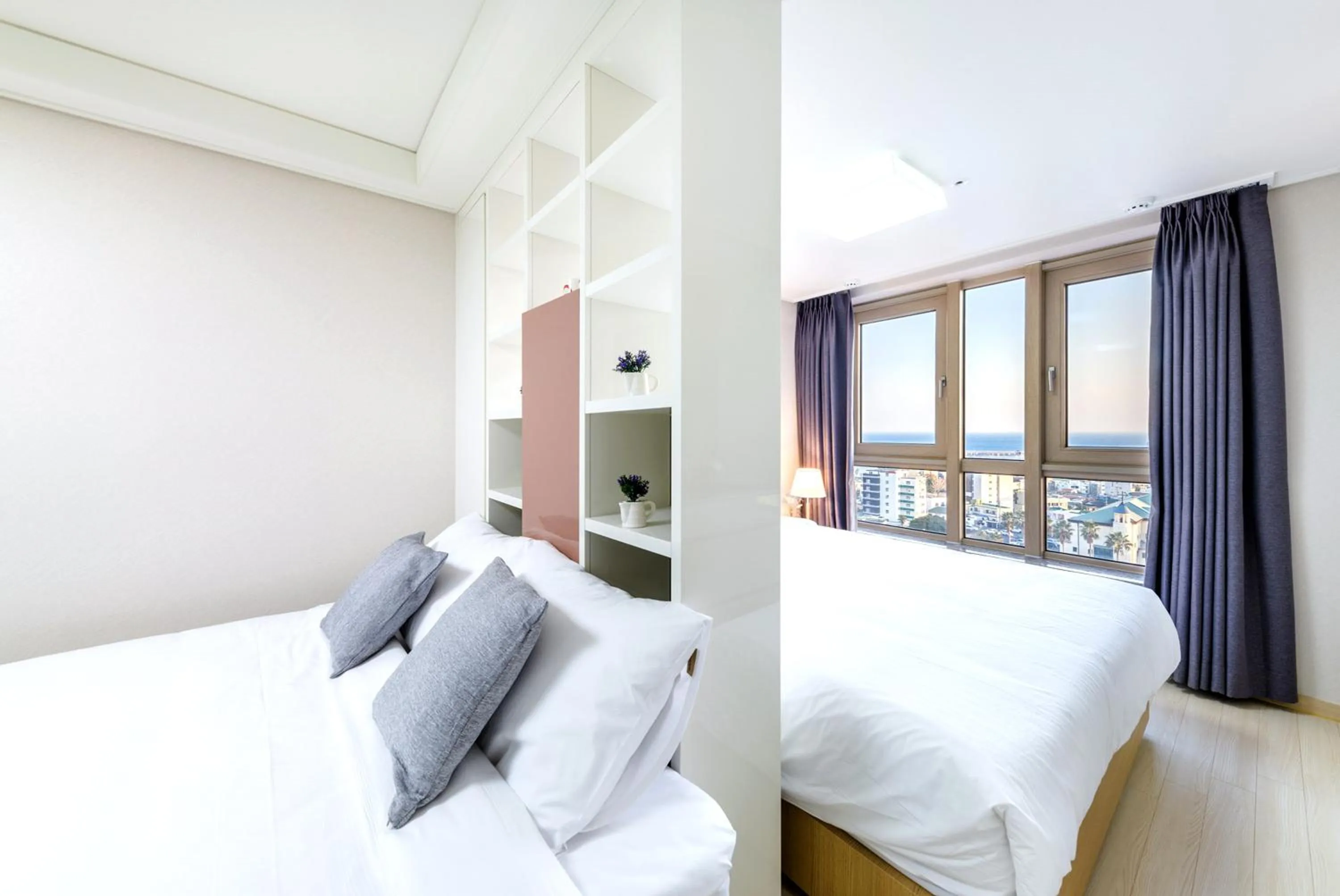 Photo of the whole room, Bed in Shin Shin Hotel Seogwipo