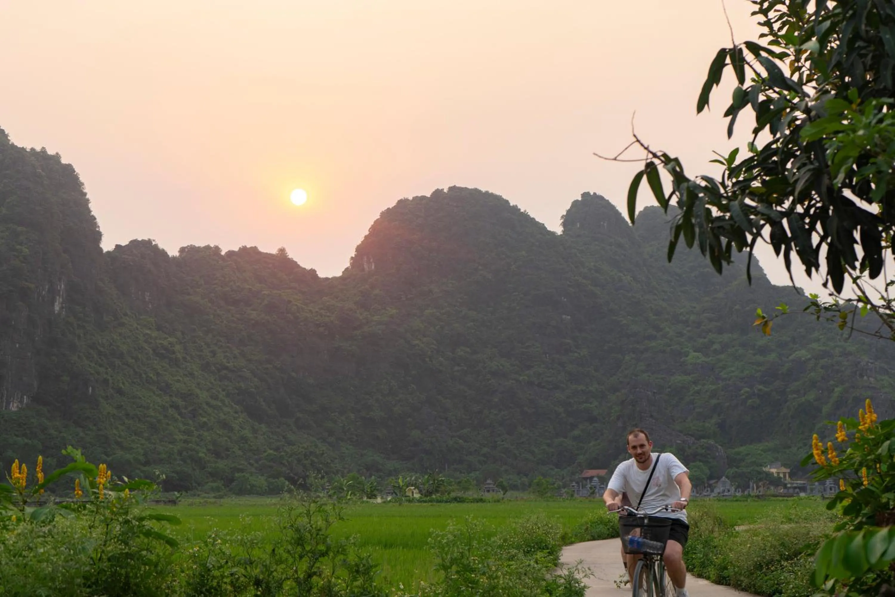 Spring in Tam Coc Minh Hung Homestay