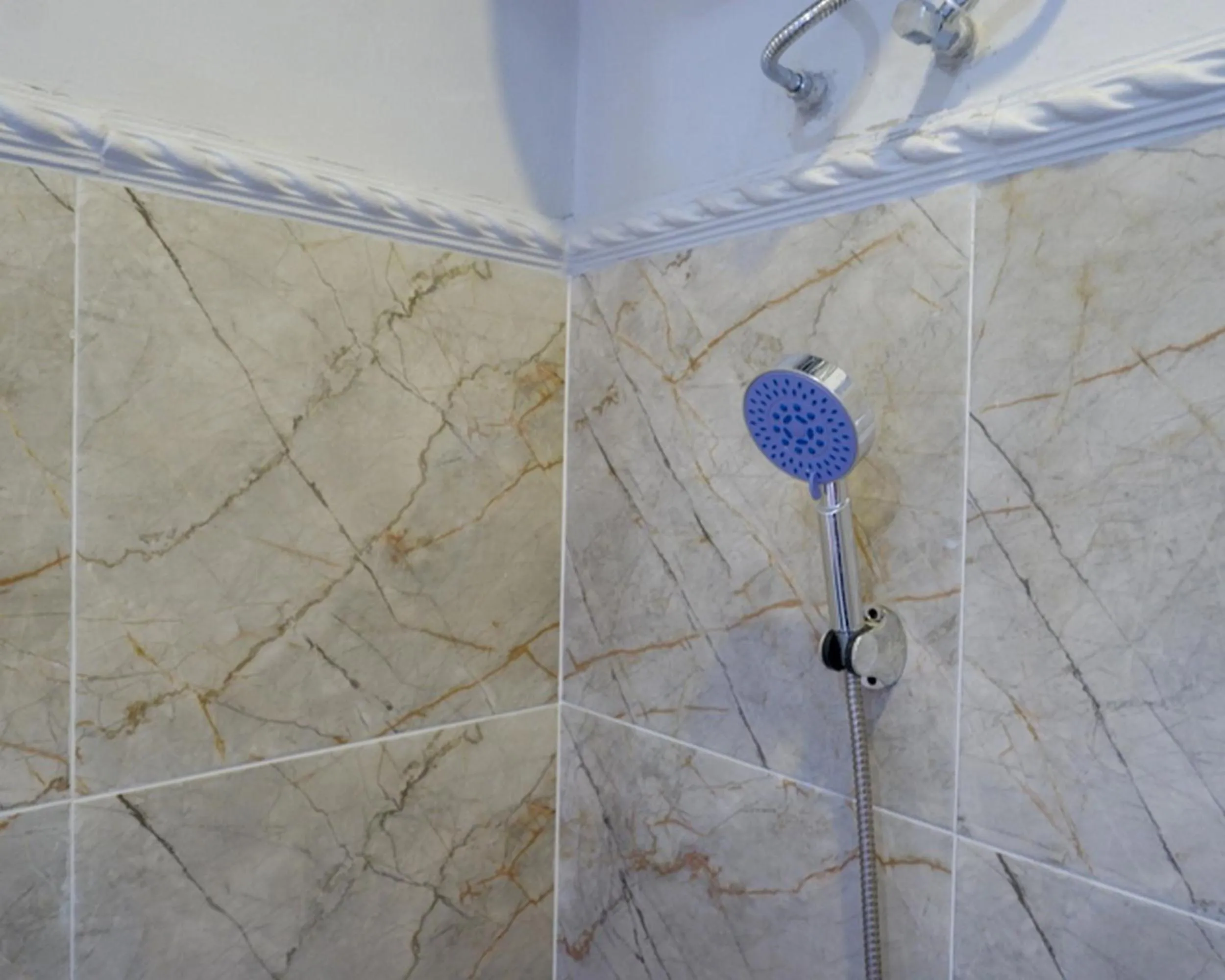 RedDoorz @ City Park Medoho Semarang