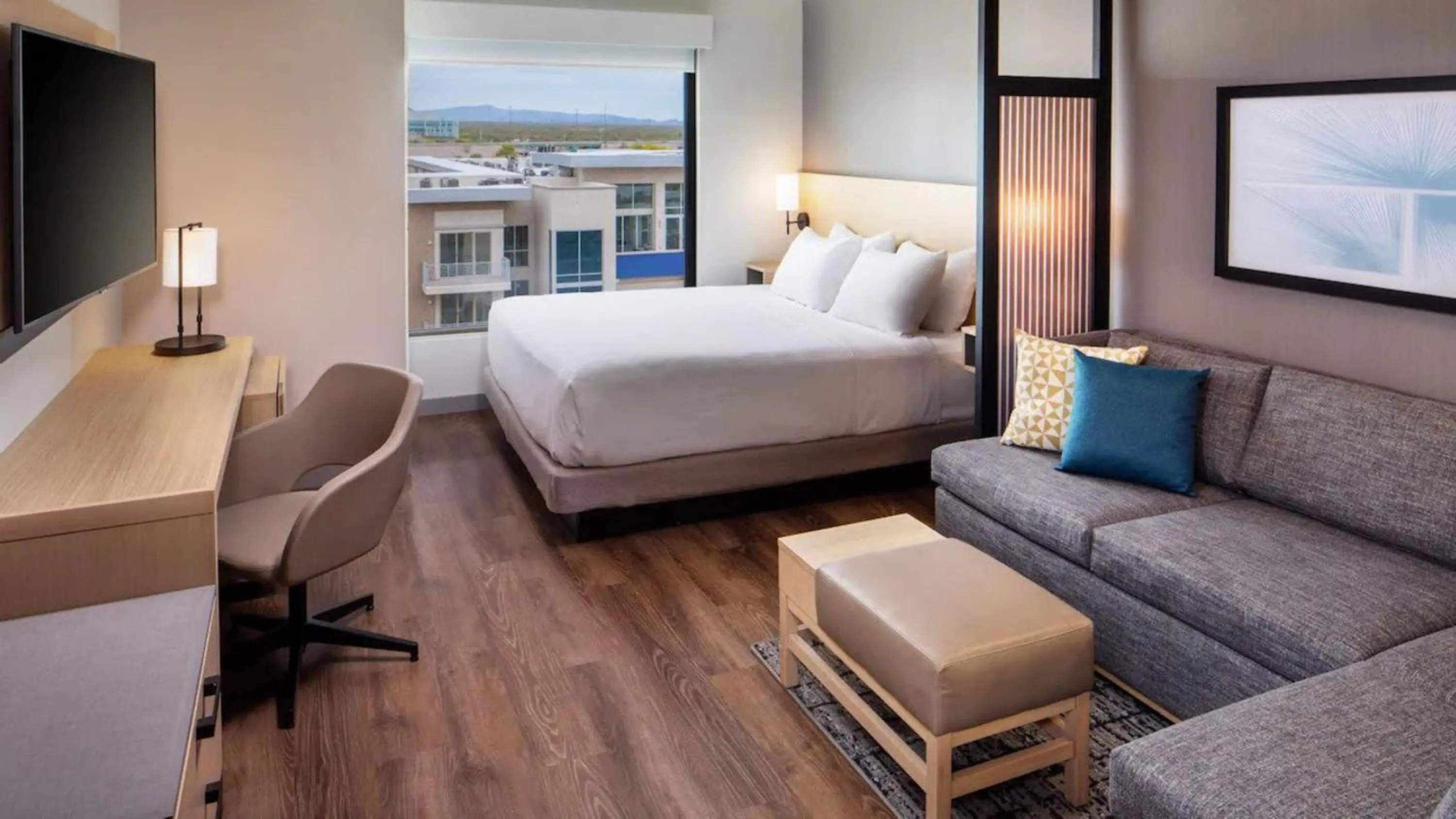 Bed in Hyatt Place Scottsdale North