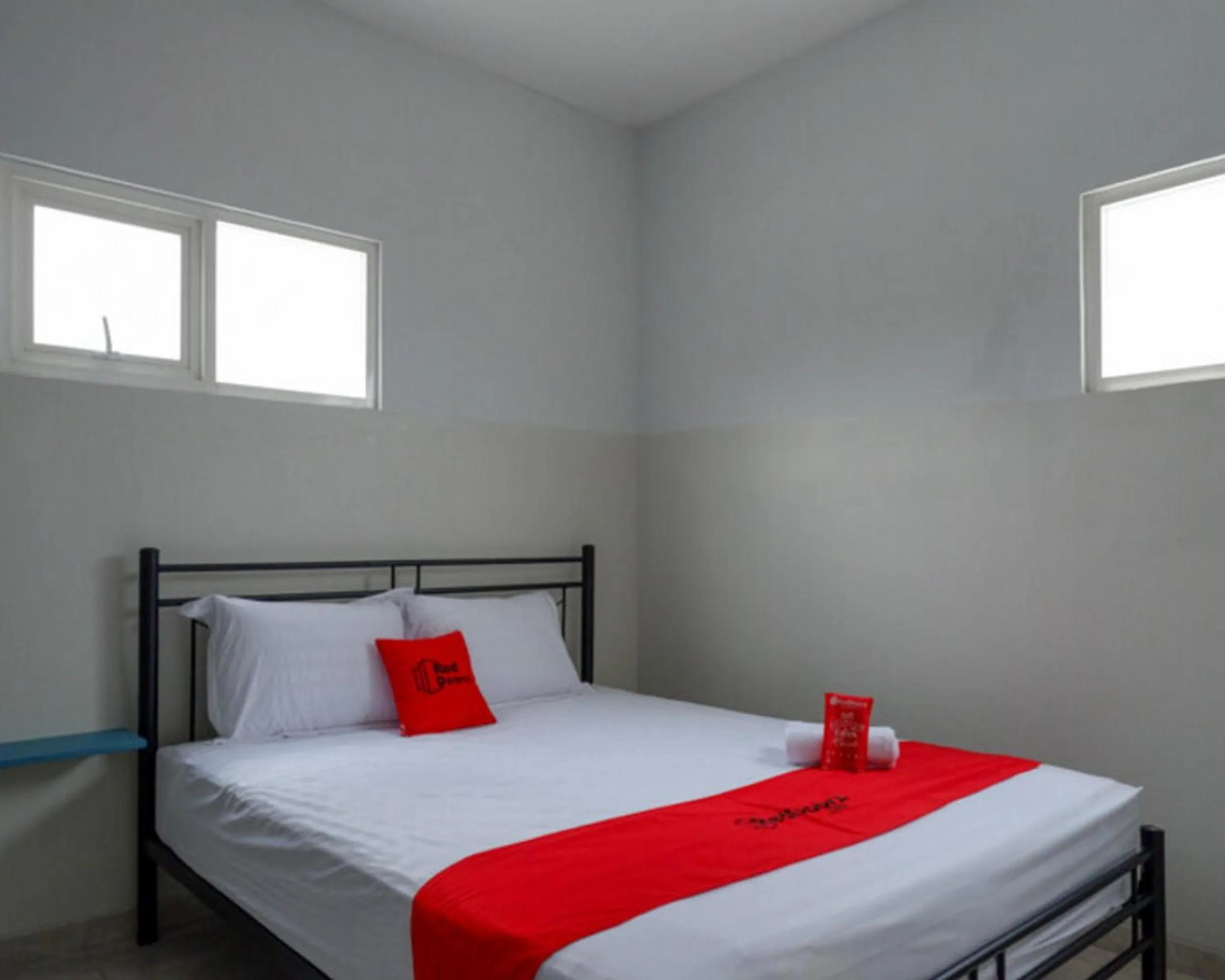 Bed in RedDoorz near Tamansari Shopping Center Salatiga