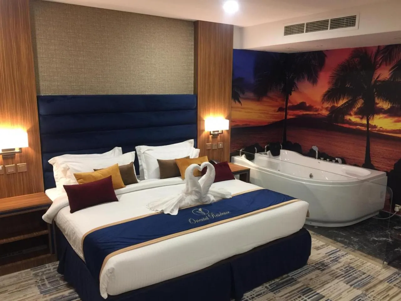 Bed in Oriental Residence