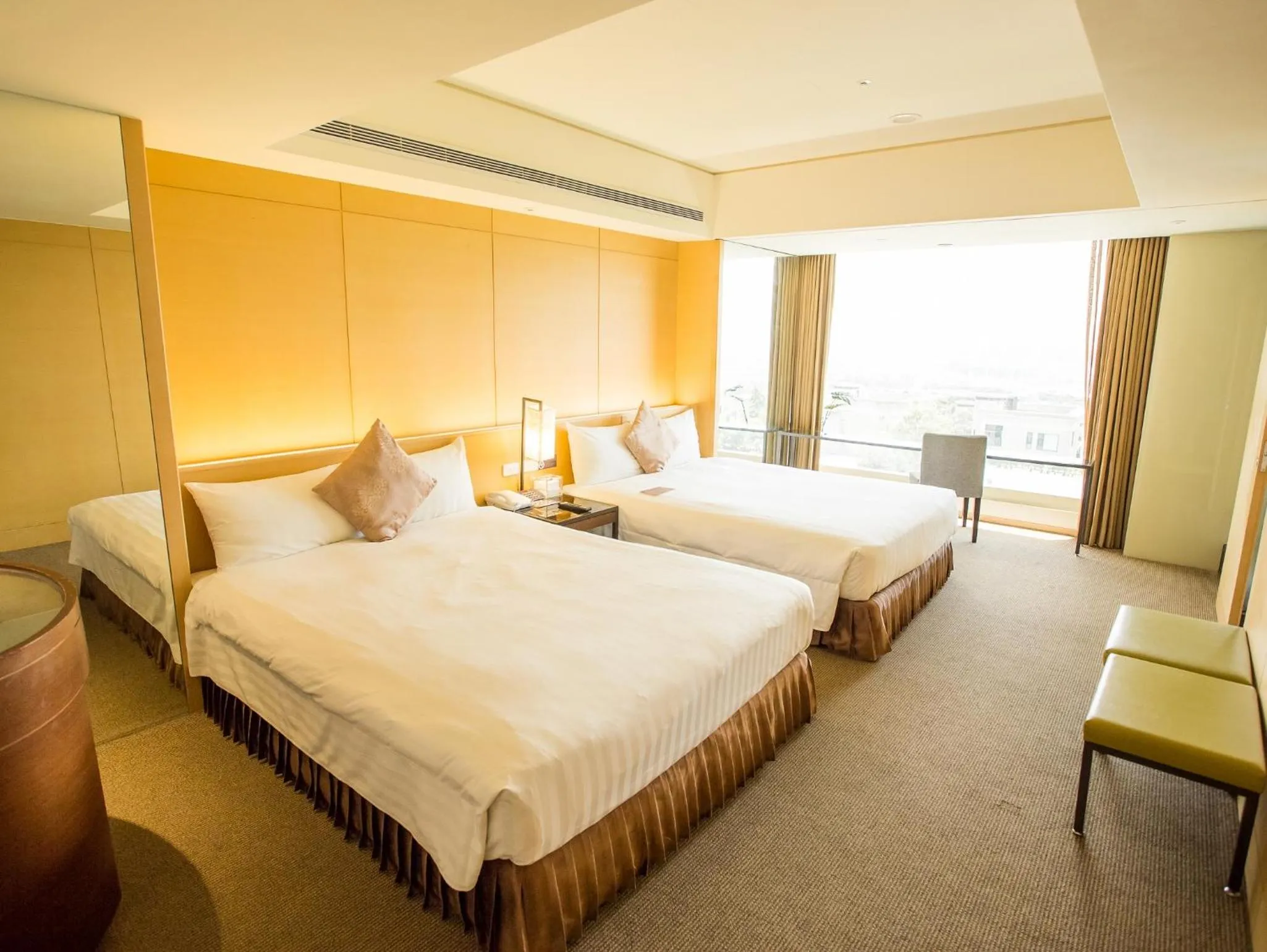 Bed in Freshfields Hotel