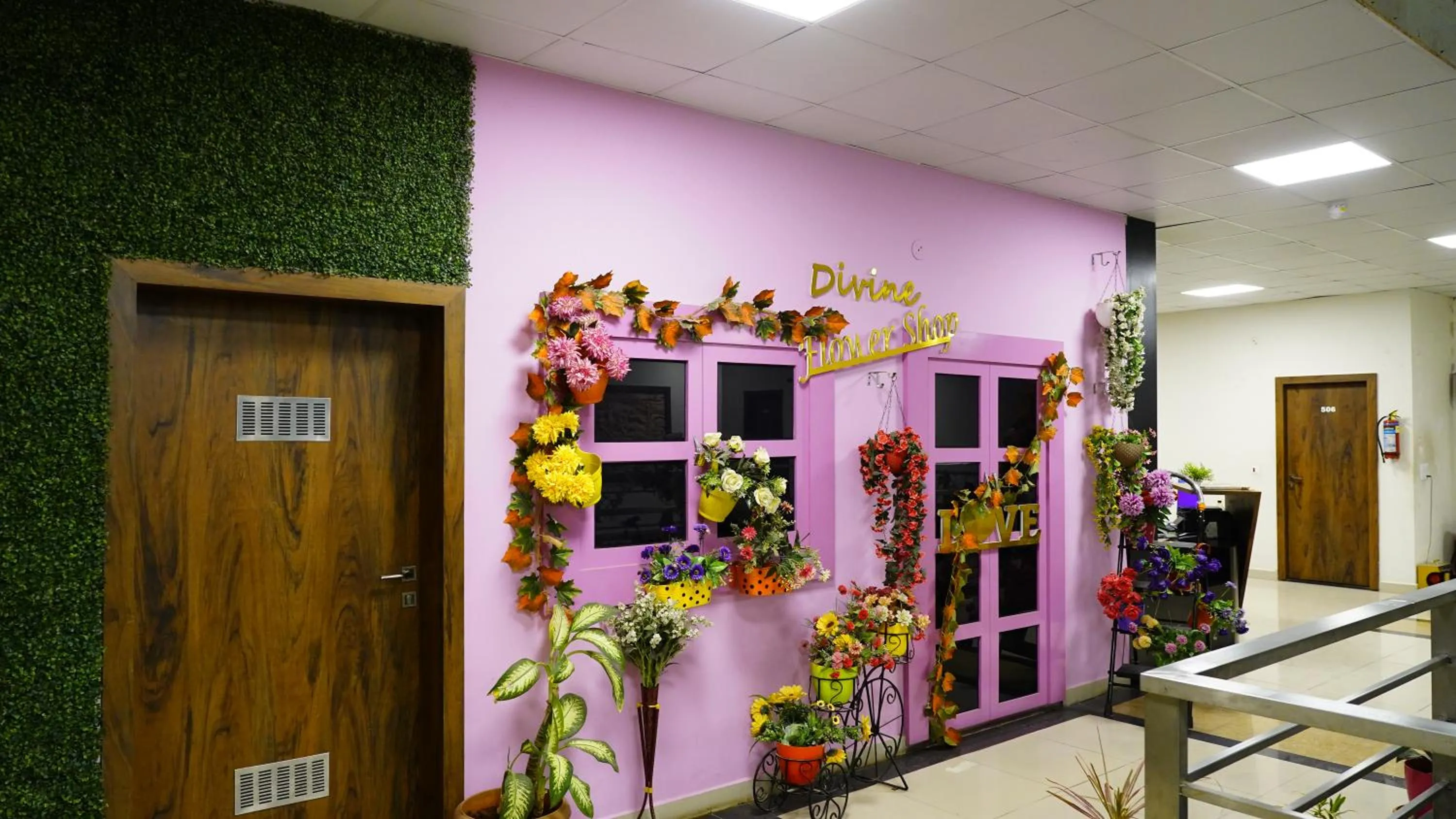 Lobby or reception in Hotel Manas Plus