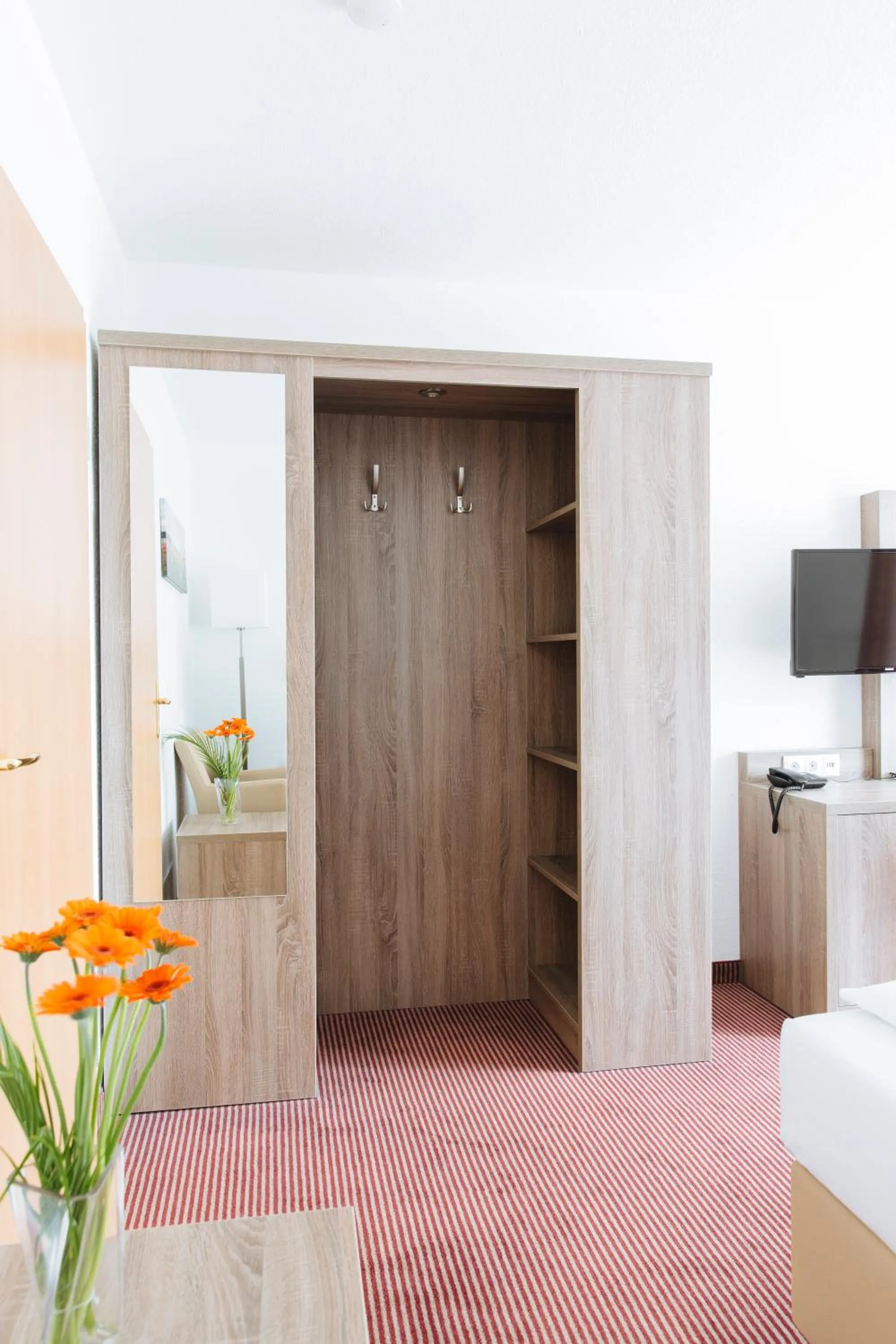 Photo of the whole room, Bed in Hotel Meerzeit Binz