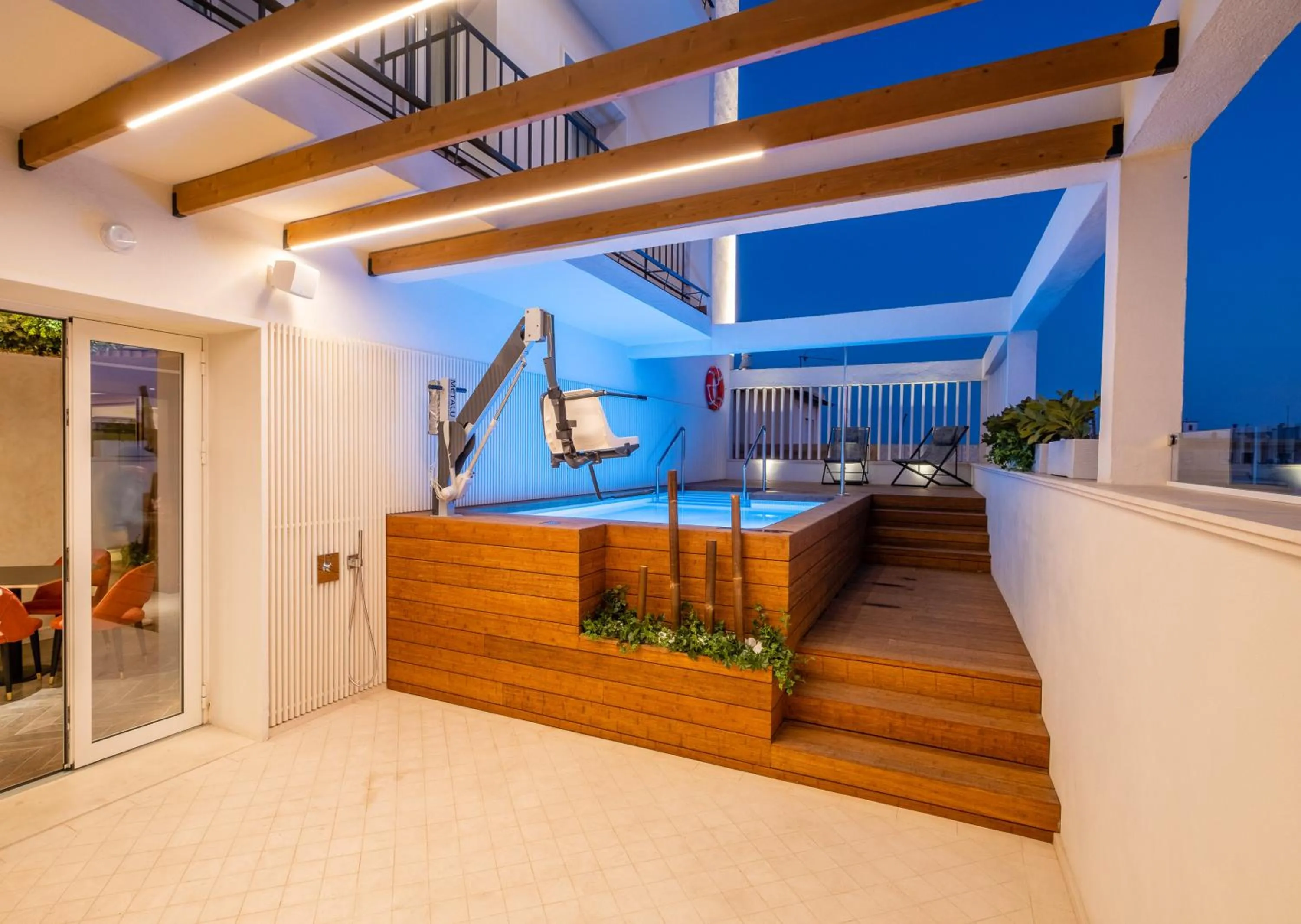 Swimming pool in Soho Boutique Equitativa