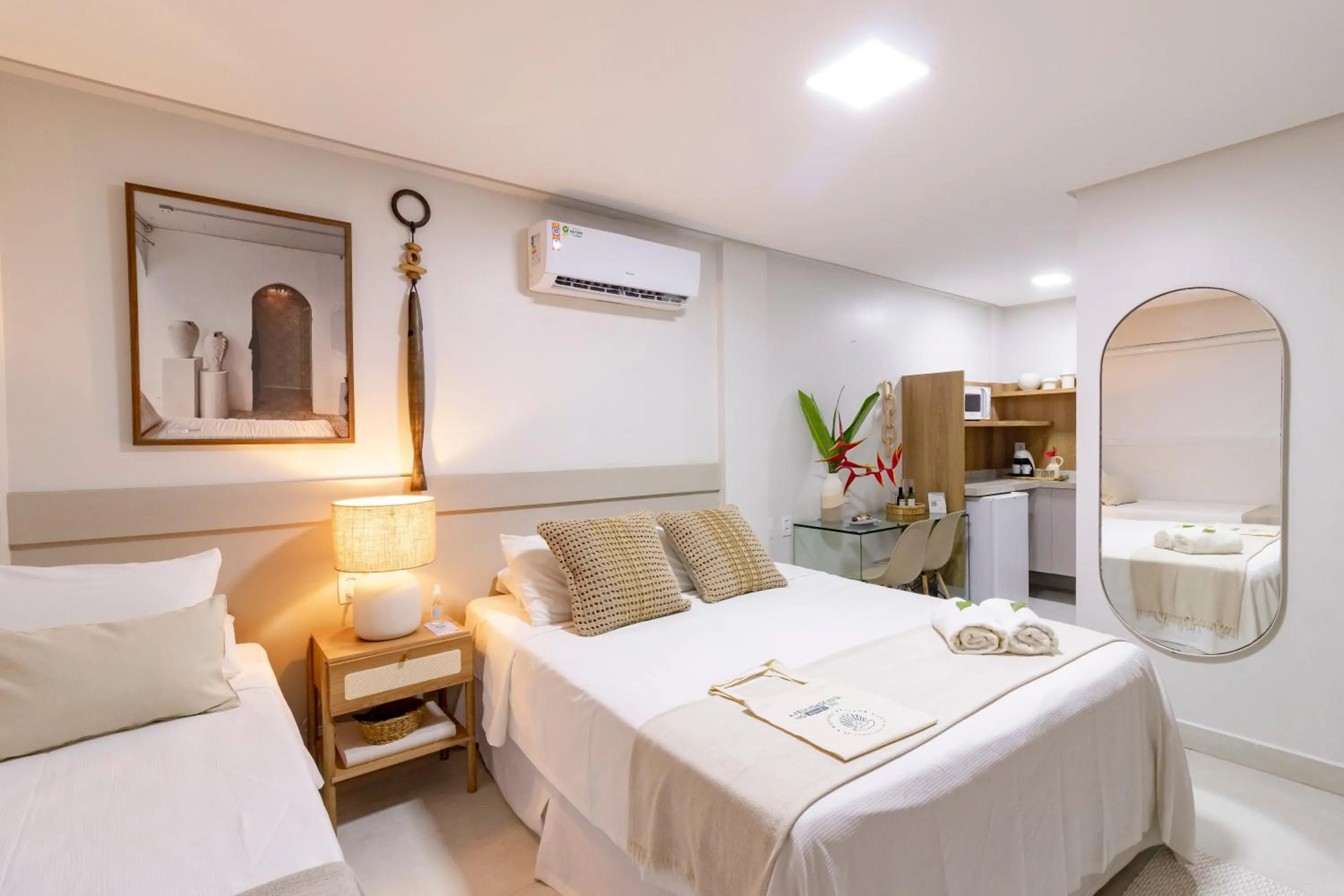 Photo of the whole room, Bed in Pousada Praiana