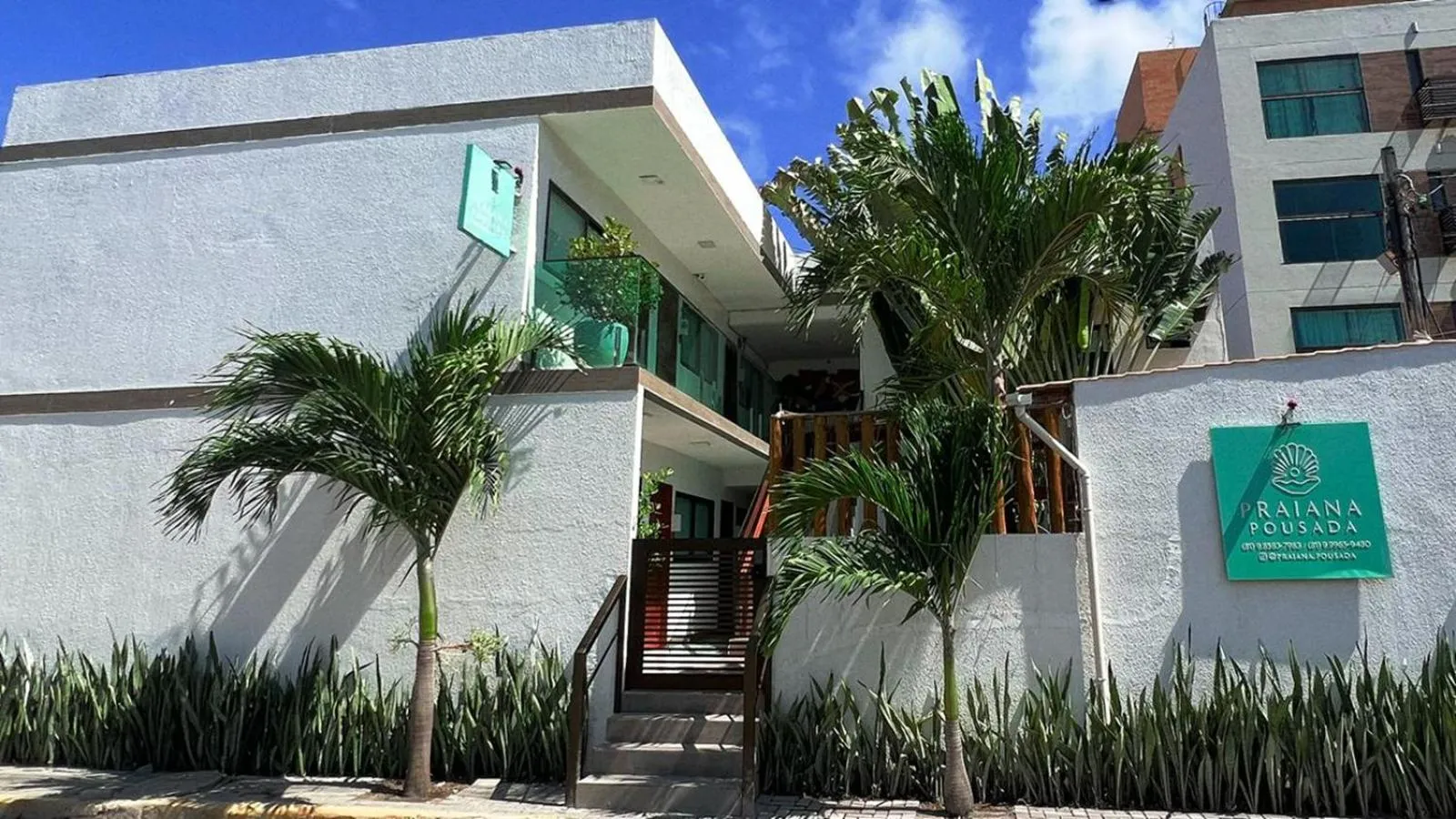 Facade/entrance in Pousada Praiana