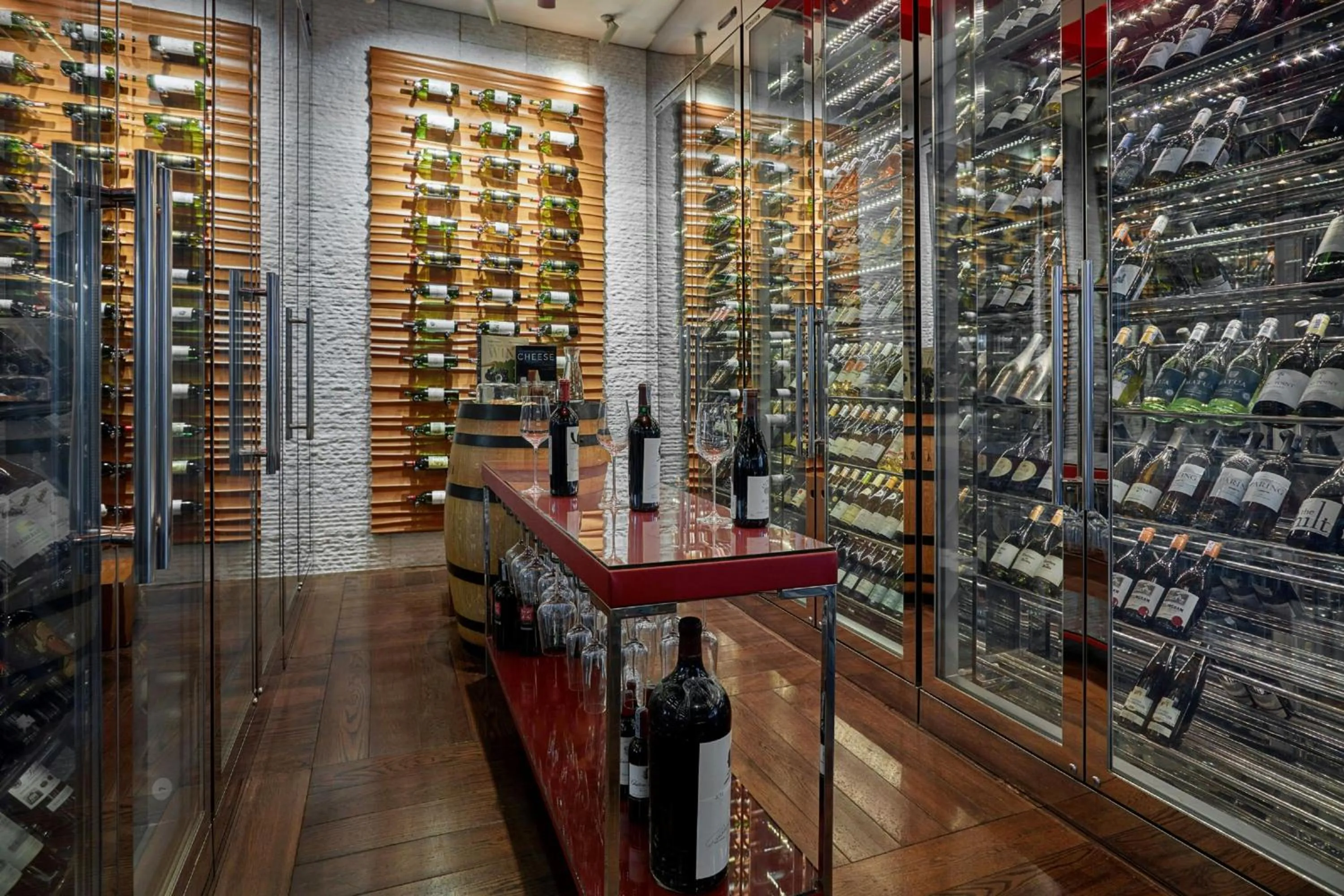 Restaurant/places to eat in JW Marriott Hotel Hanoi