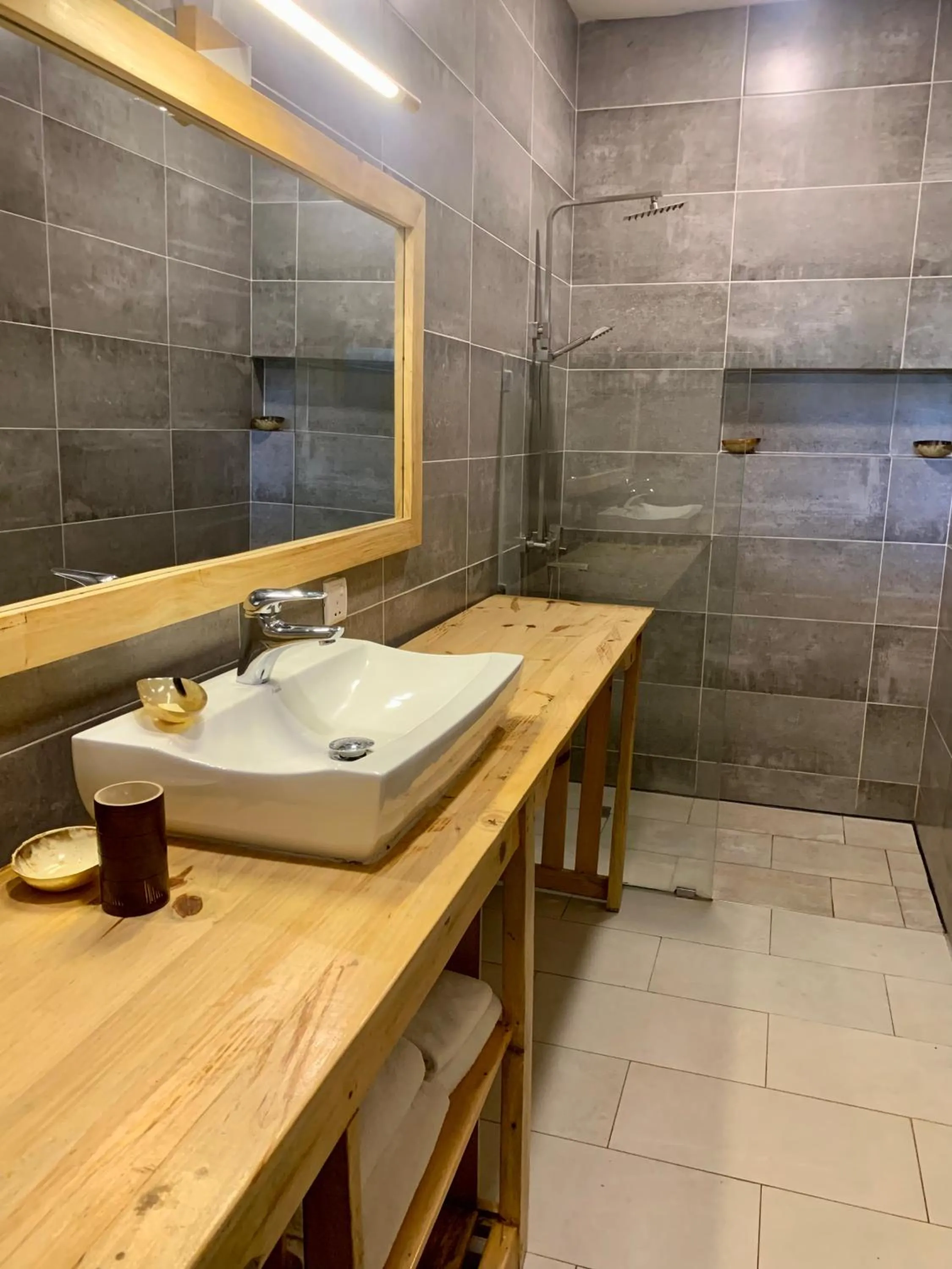 Bathroom in Eagle View Lodge - Kigali
