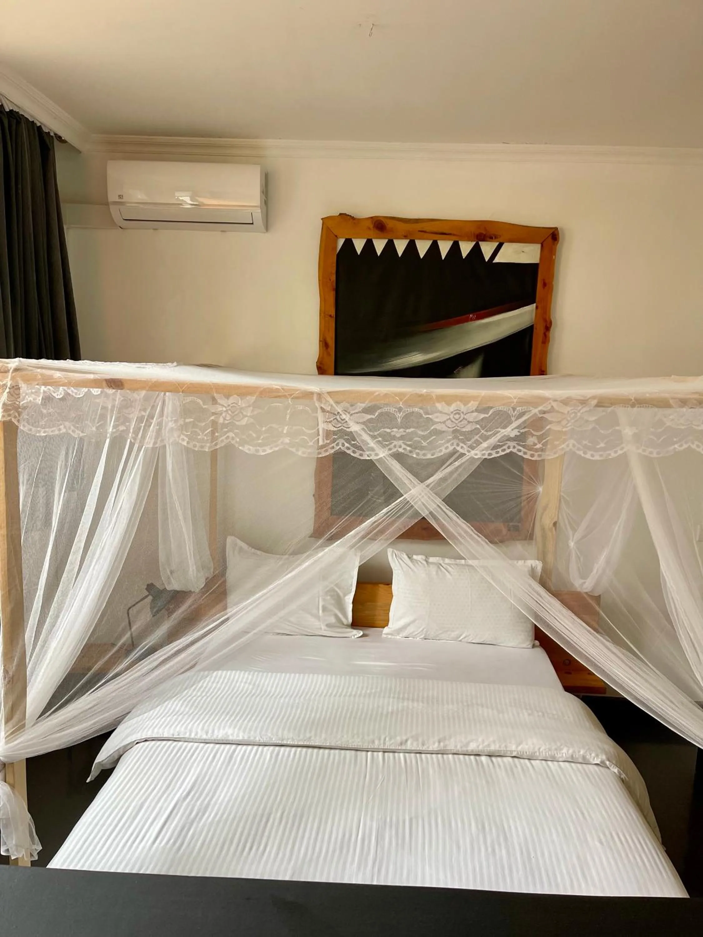 Bed in Eagle View Lodge - Kigali