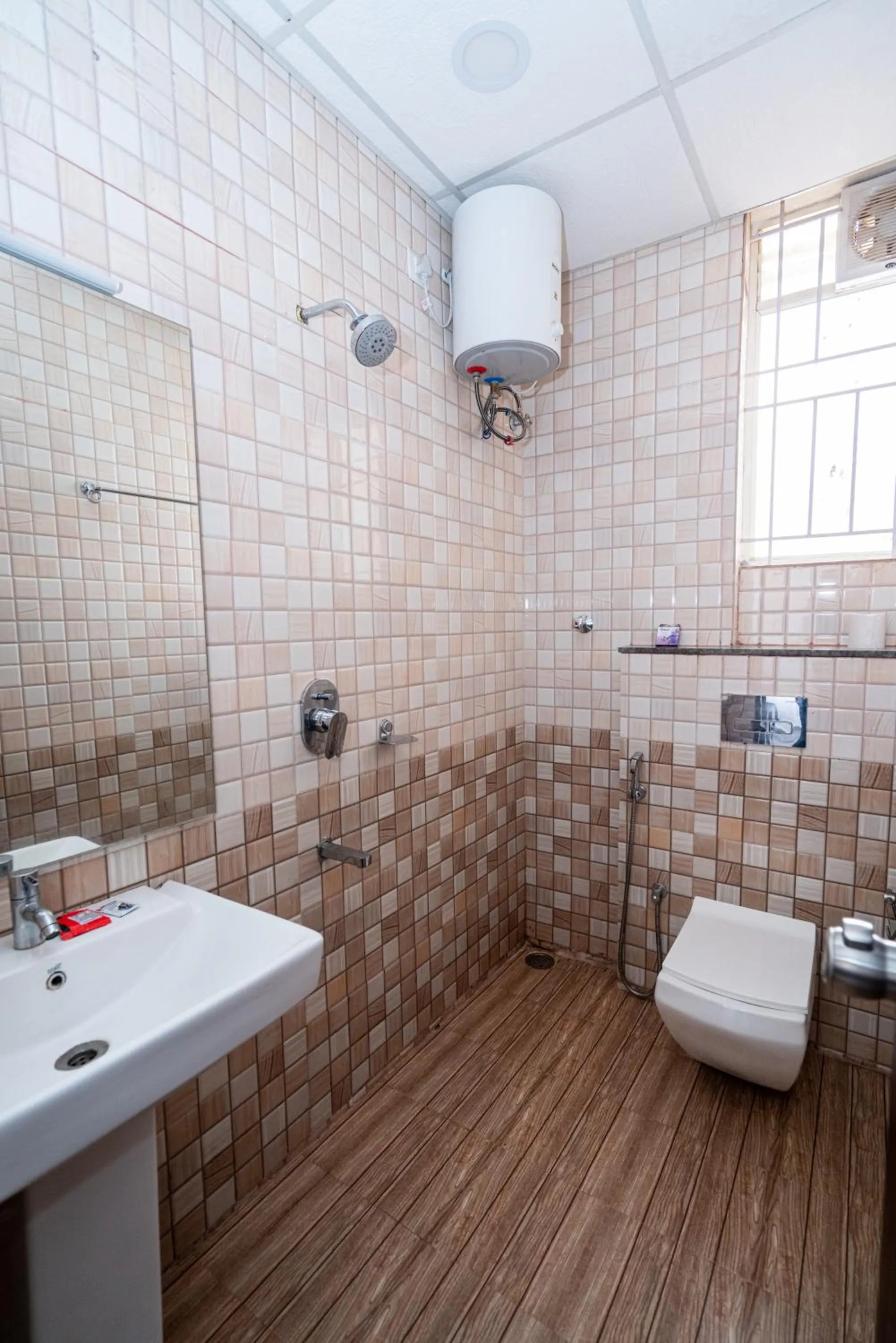 Bathroom in Hotel Dhruv Palace Bangalore Jakkur