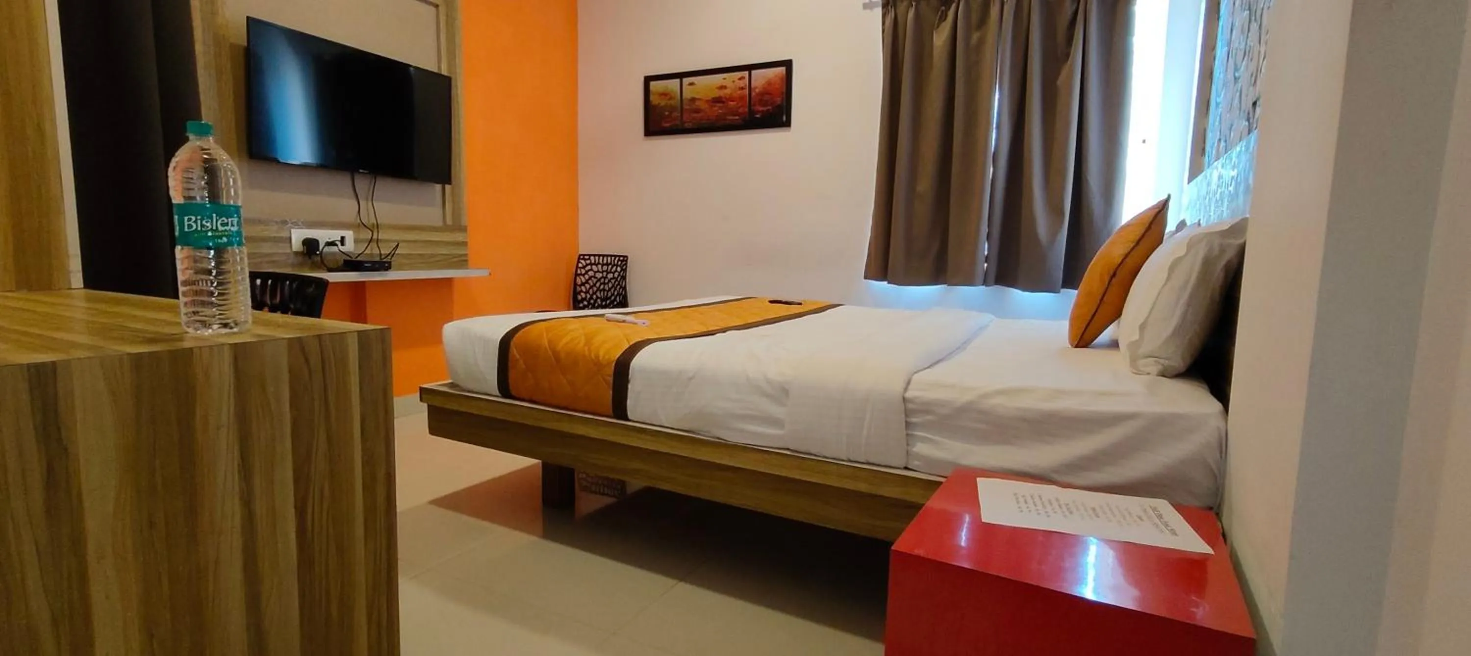 Bed in Hotel Dhruv Palace Bangalore Jakkur