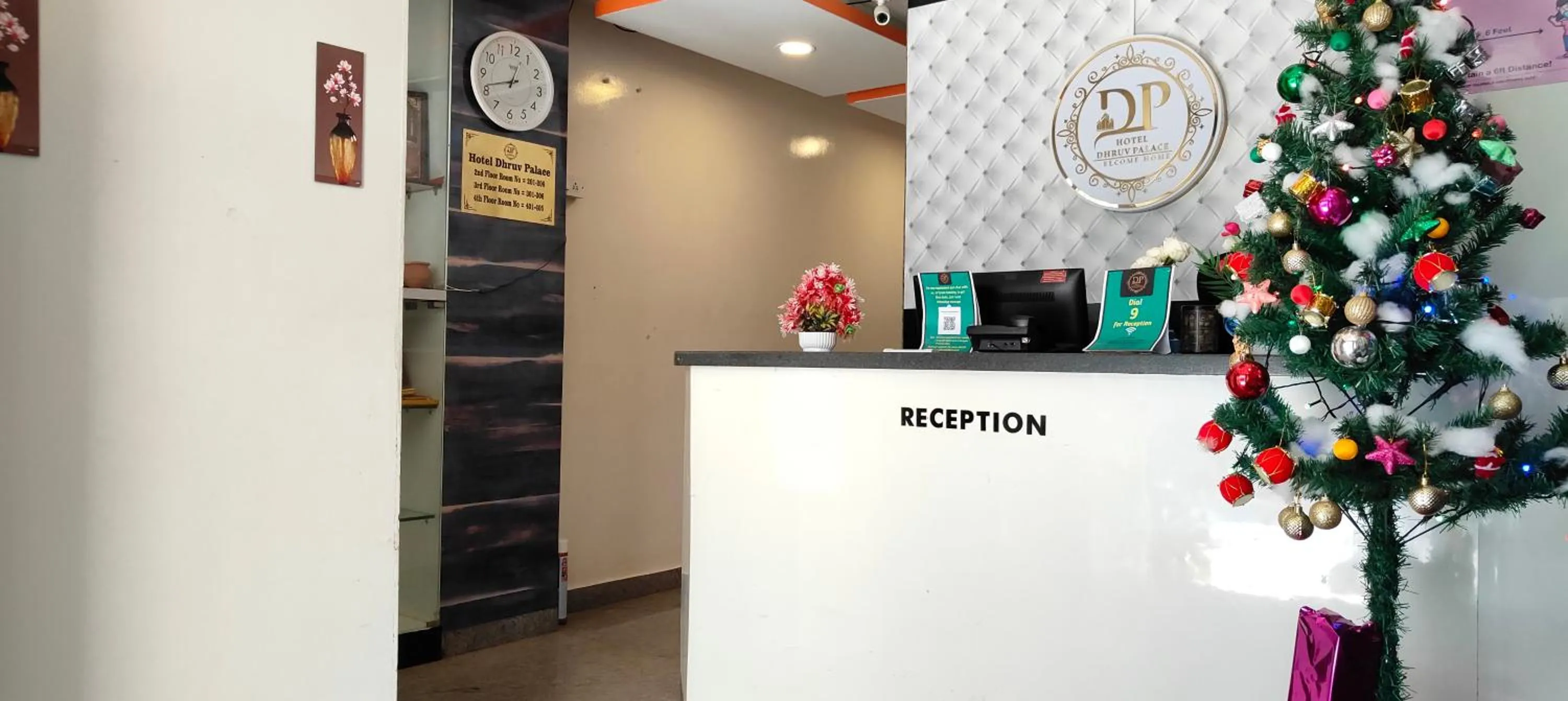 Lobby or reception in Hotel Dhruv Palace Bangalore Jakkur